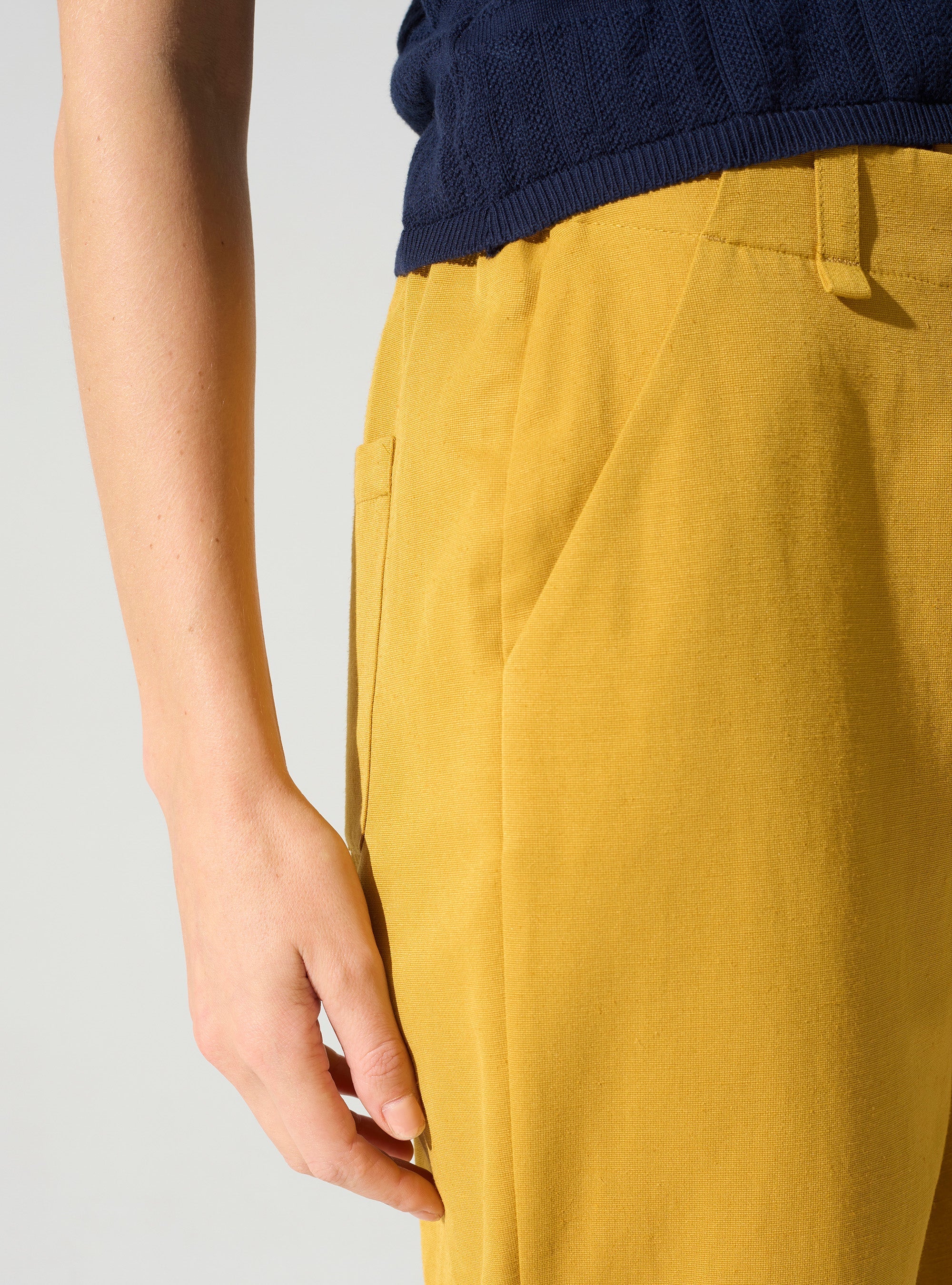 Pantalon carotte acoté