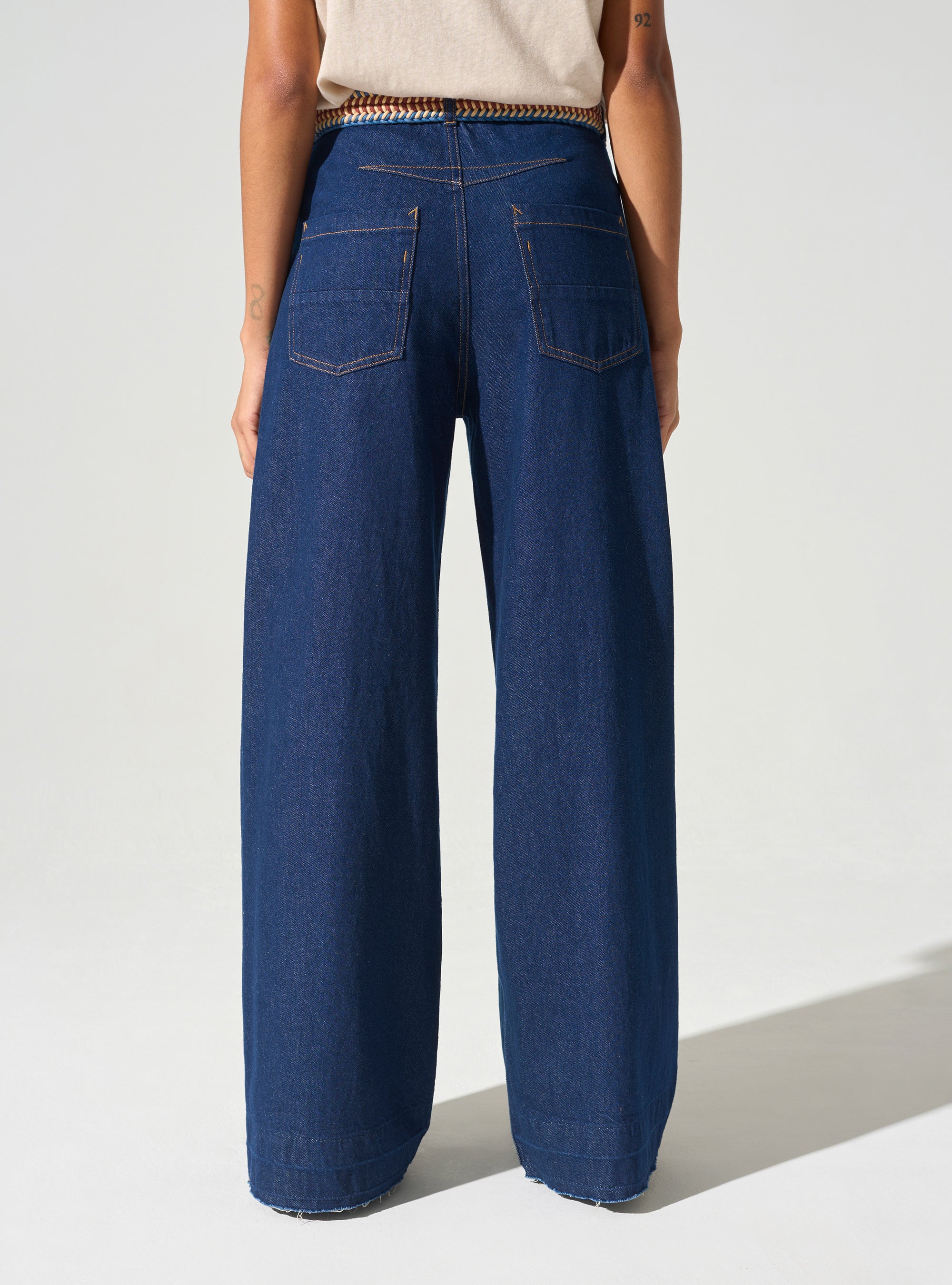 Jean large taille haute acoté