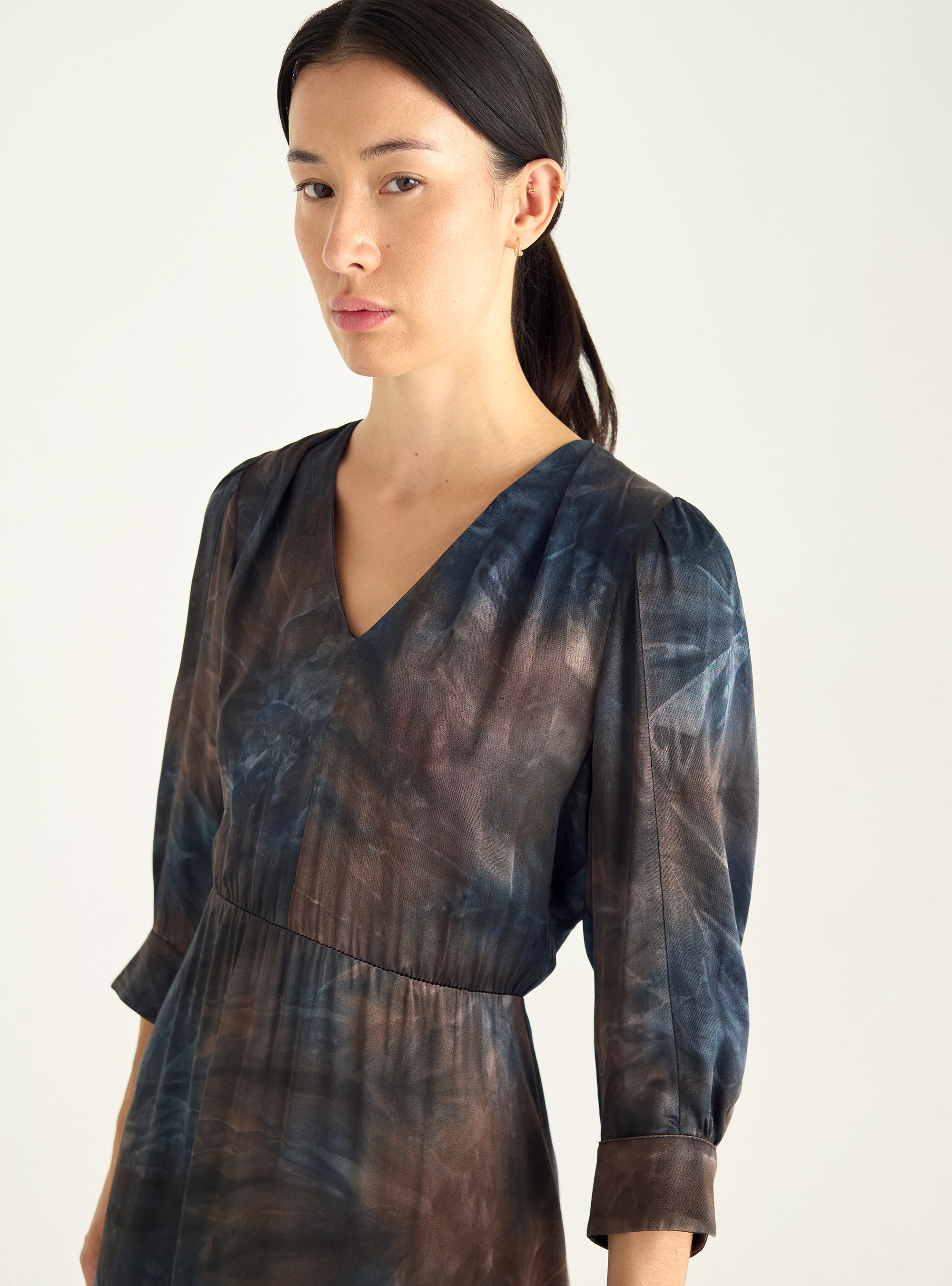 Kurzes bedrucktes Kleid