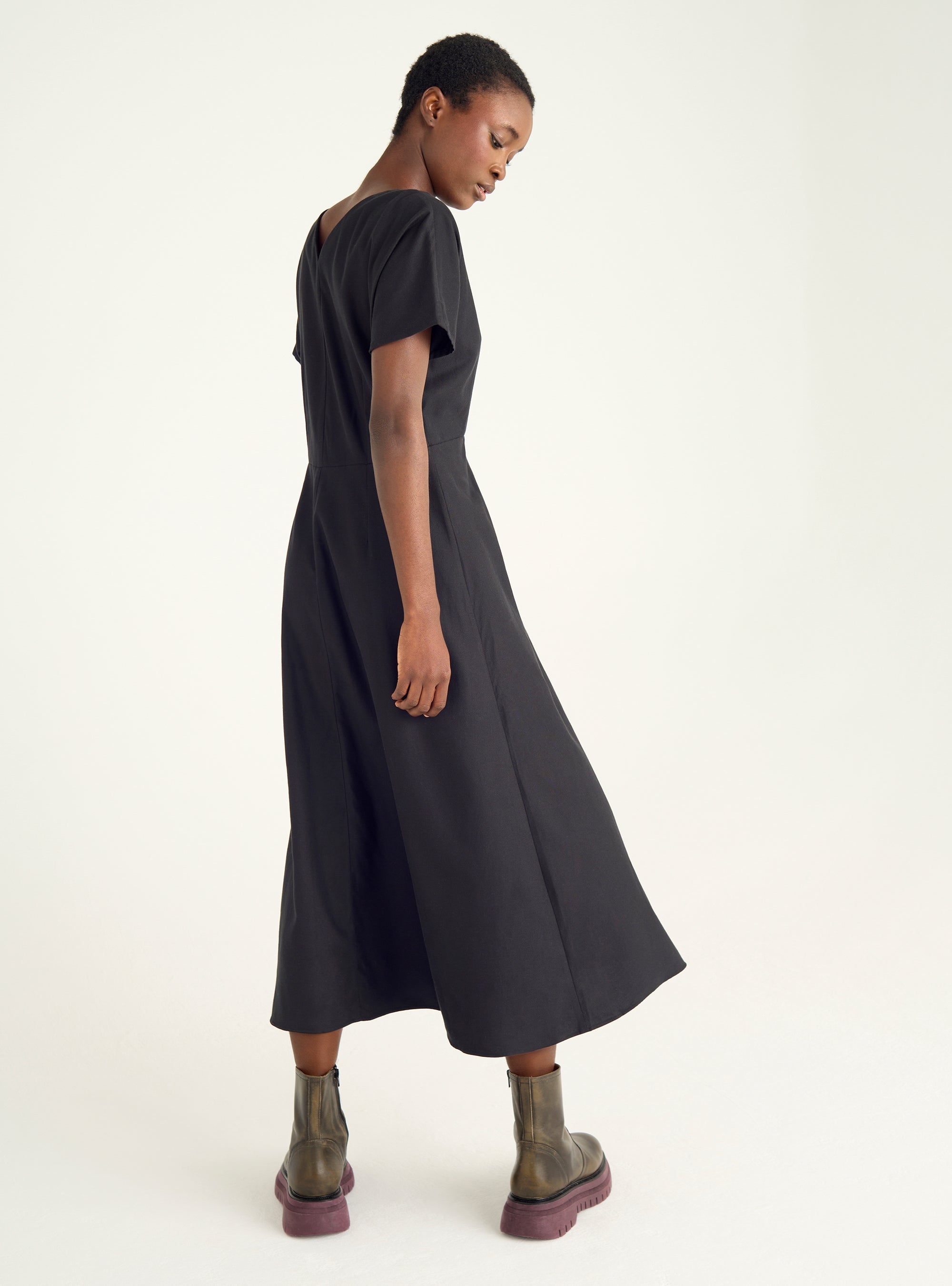 Robe midi asymétrique