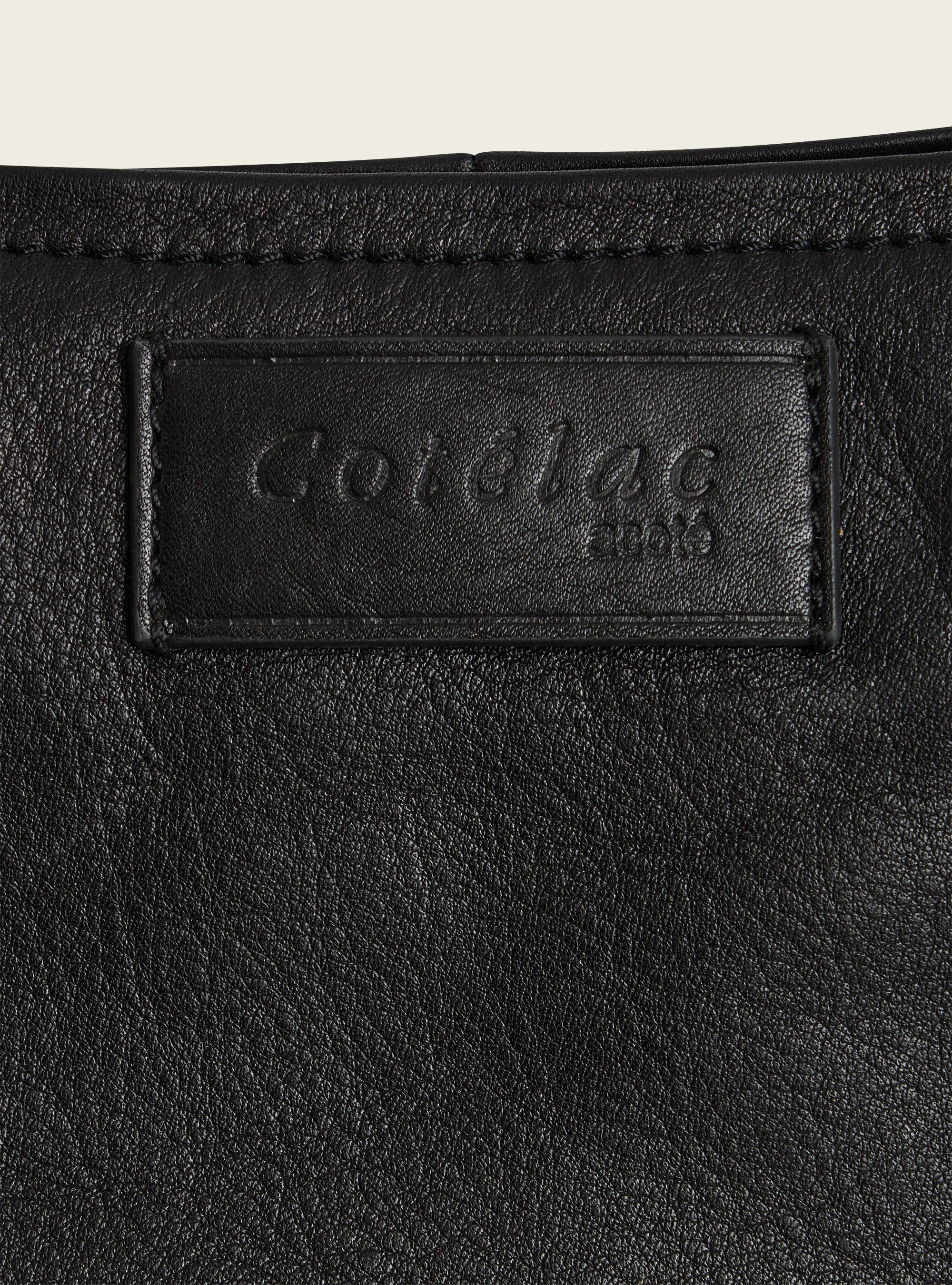 Gürteltasche aus geöltem Leder