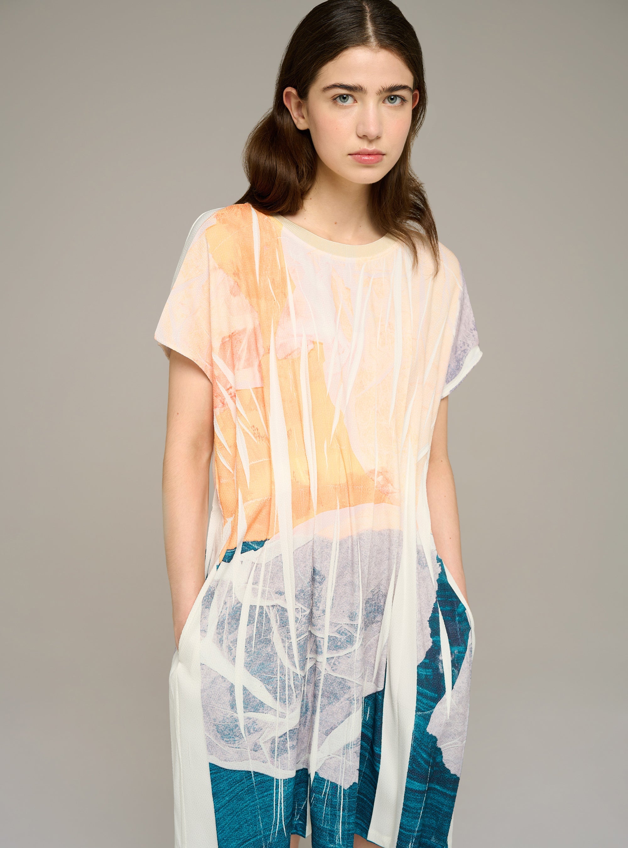 Robe courte cintrée imprimée acoté