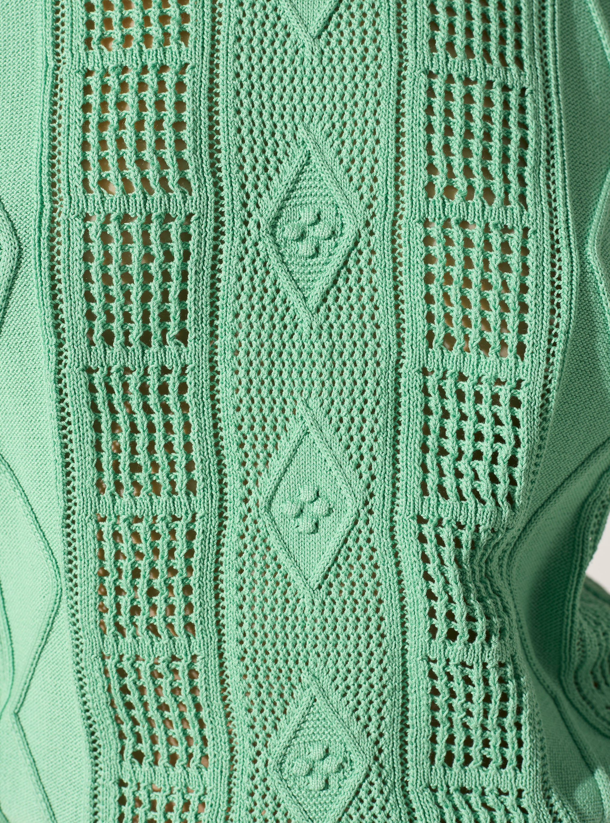 Short sleeve sweater