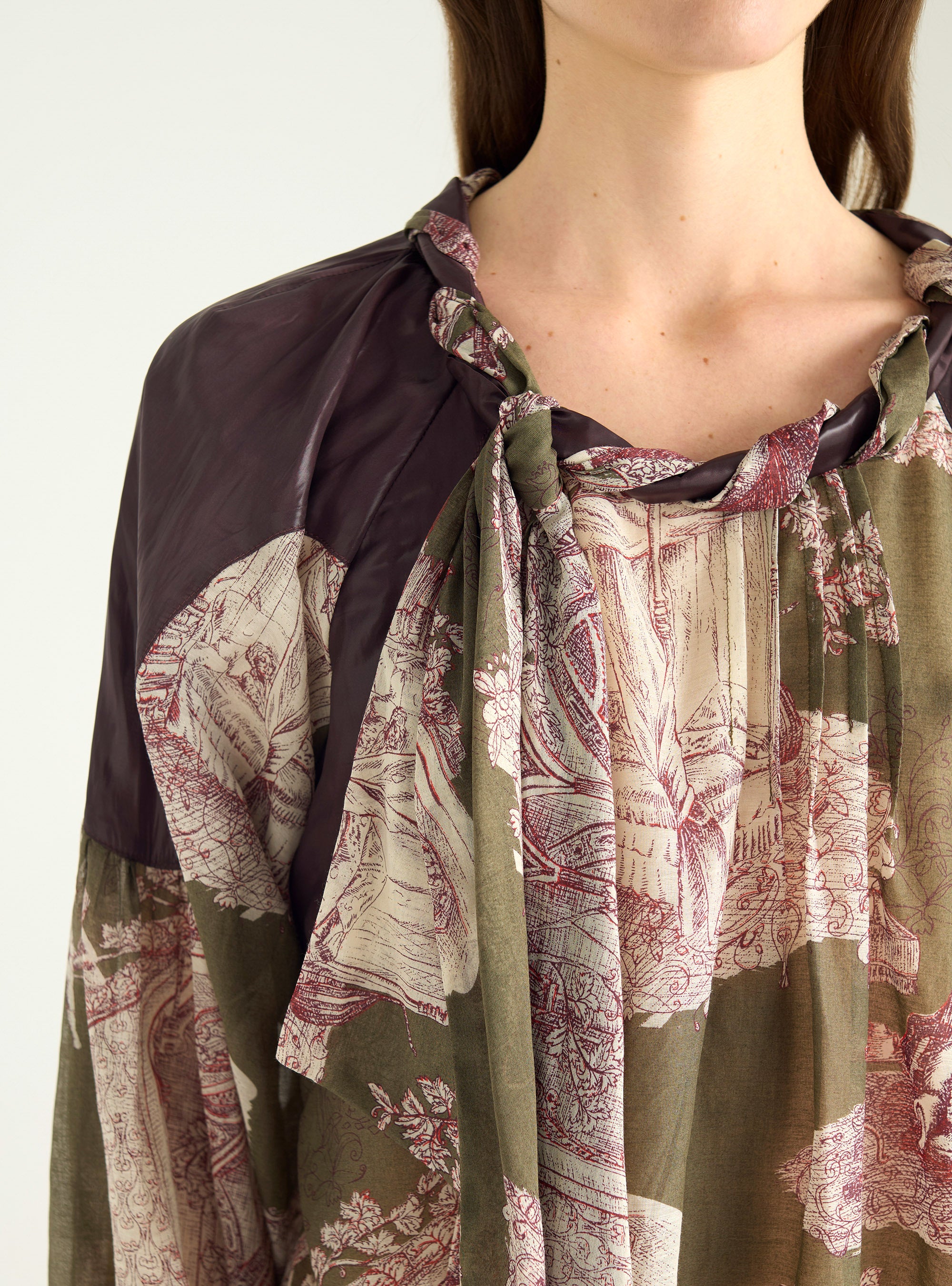 Kontrastbluse