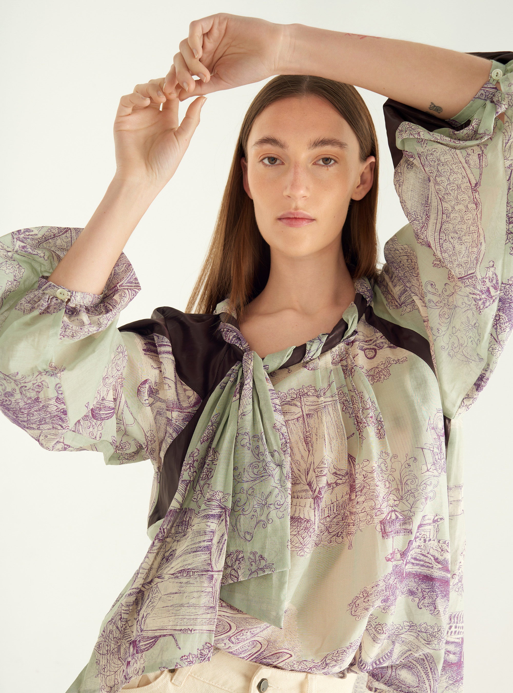 Kontrastbluse
