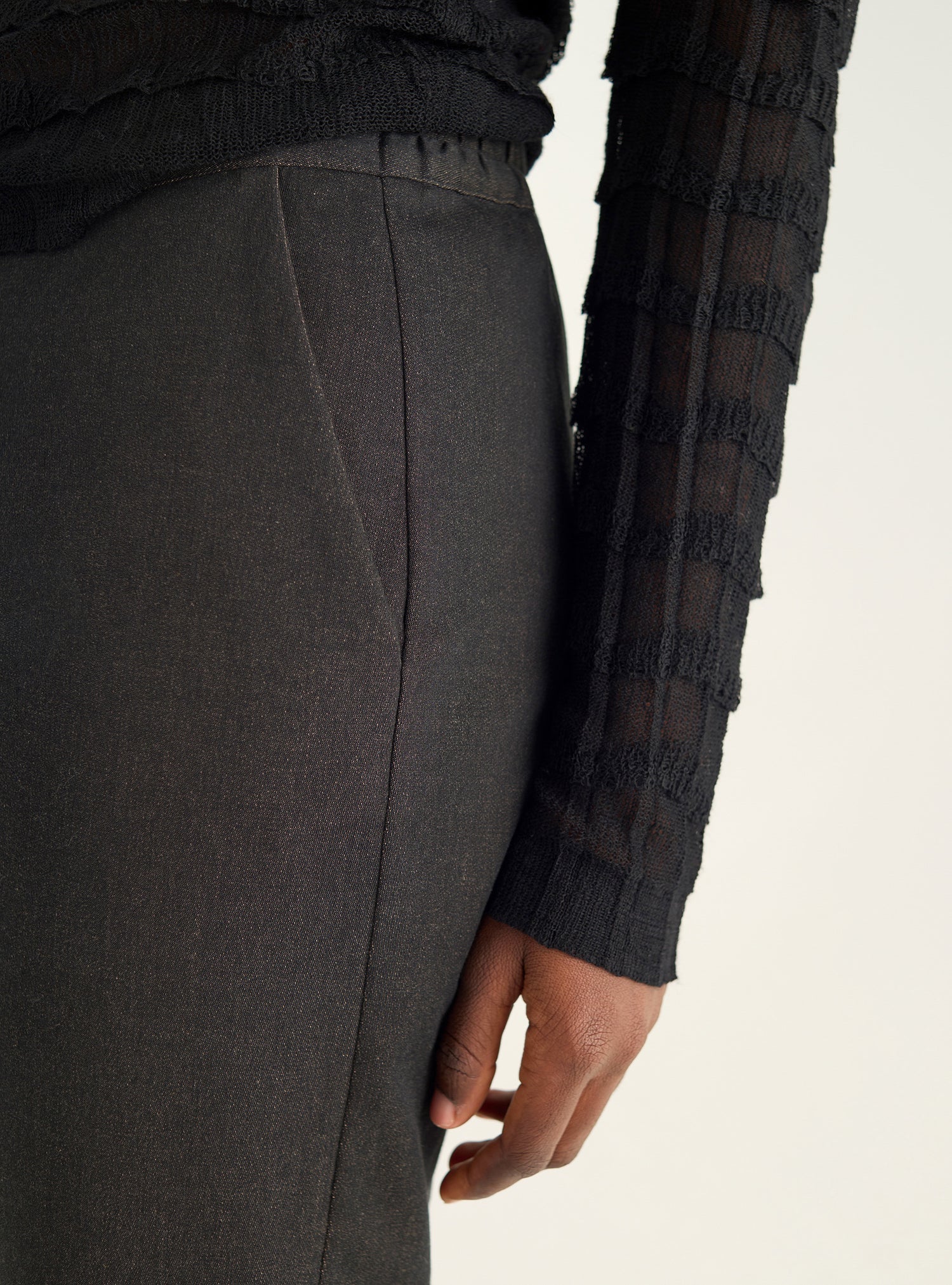 Pantalon droit près du corps