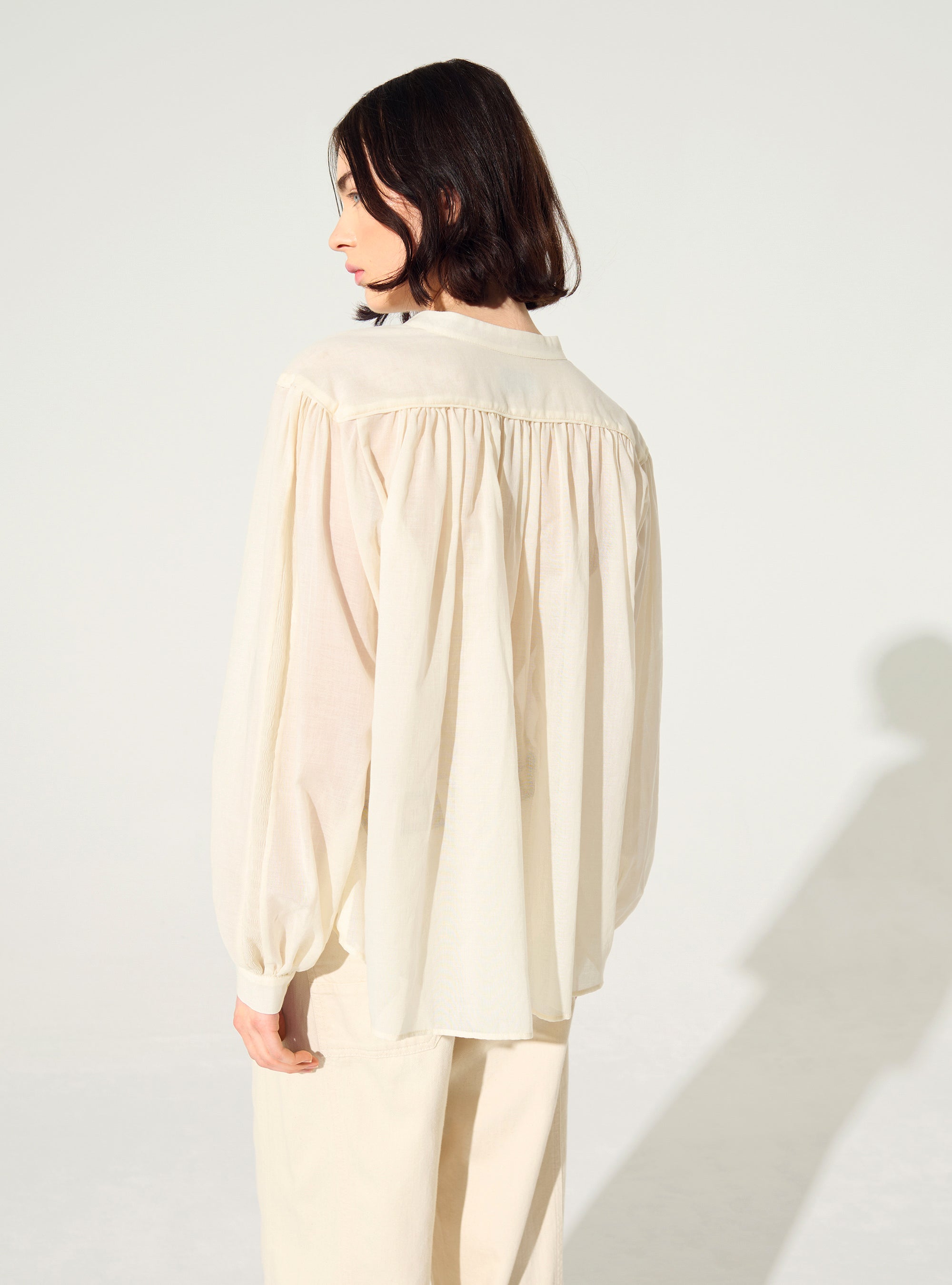 Chemise oversize plissée et Dentelle de Calais-Caudry® Cotélac