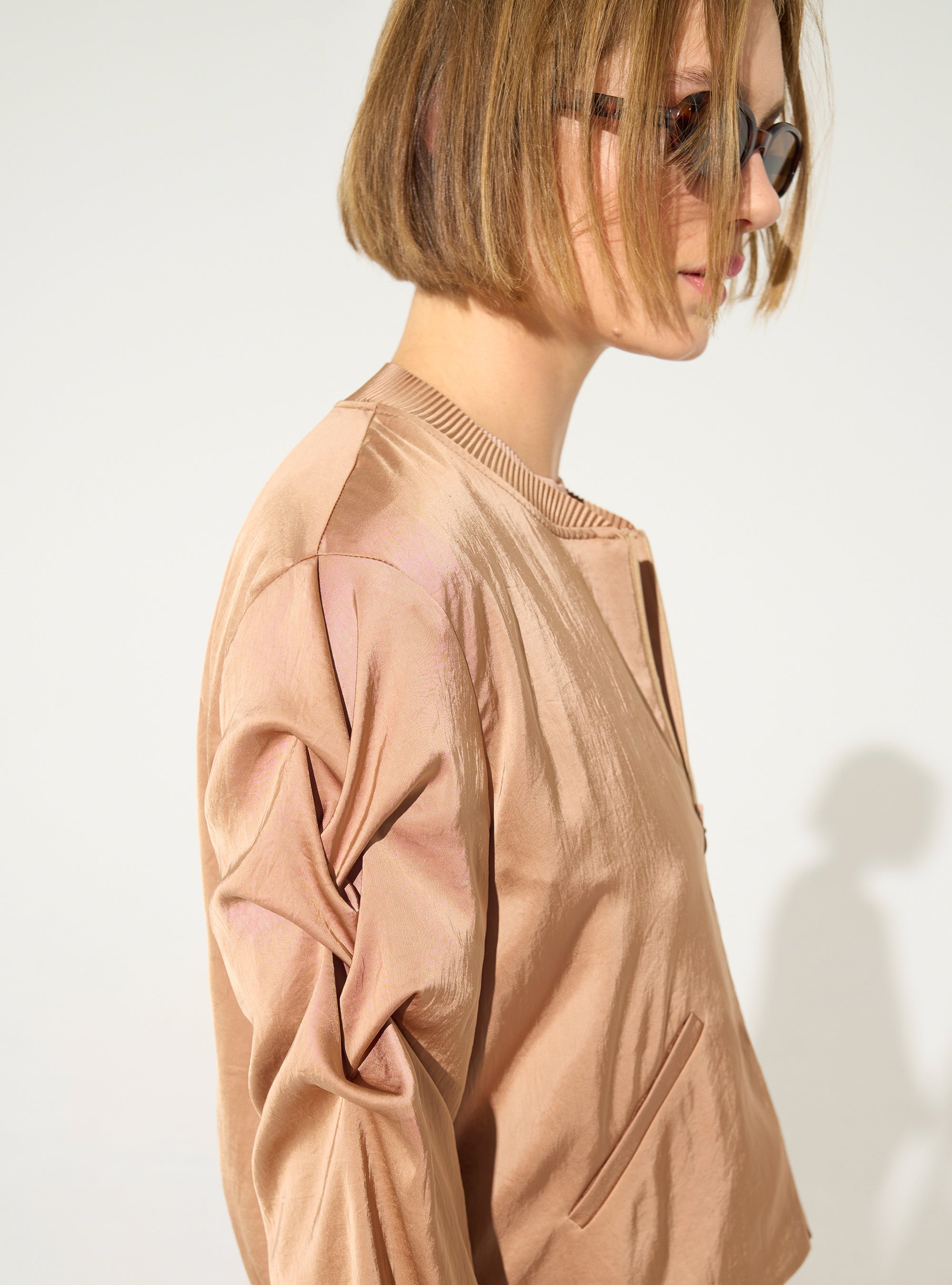 Rosa Falten-Zwangsjacke