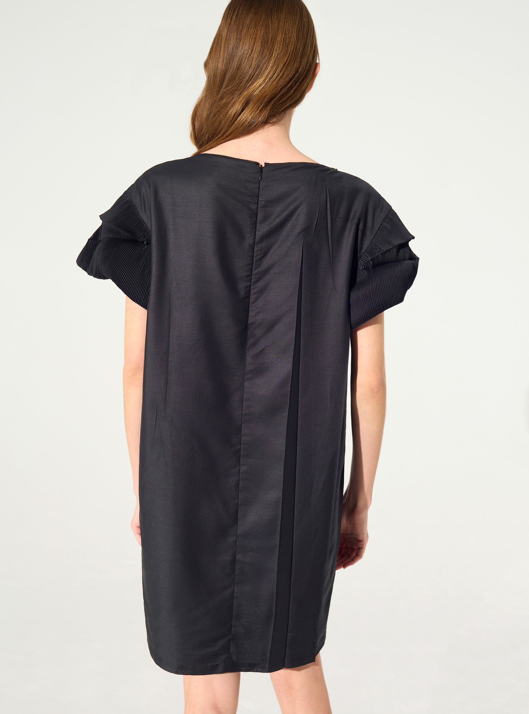 Robe droite plissée noir