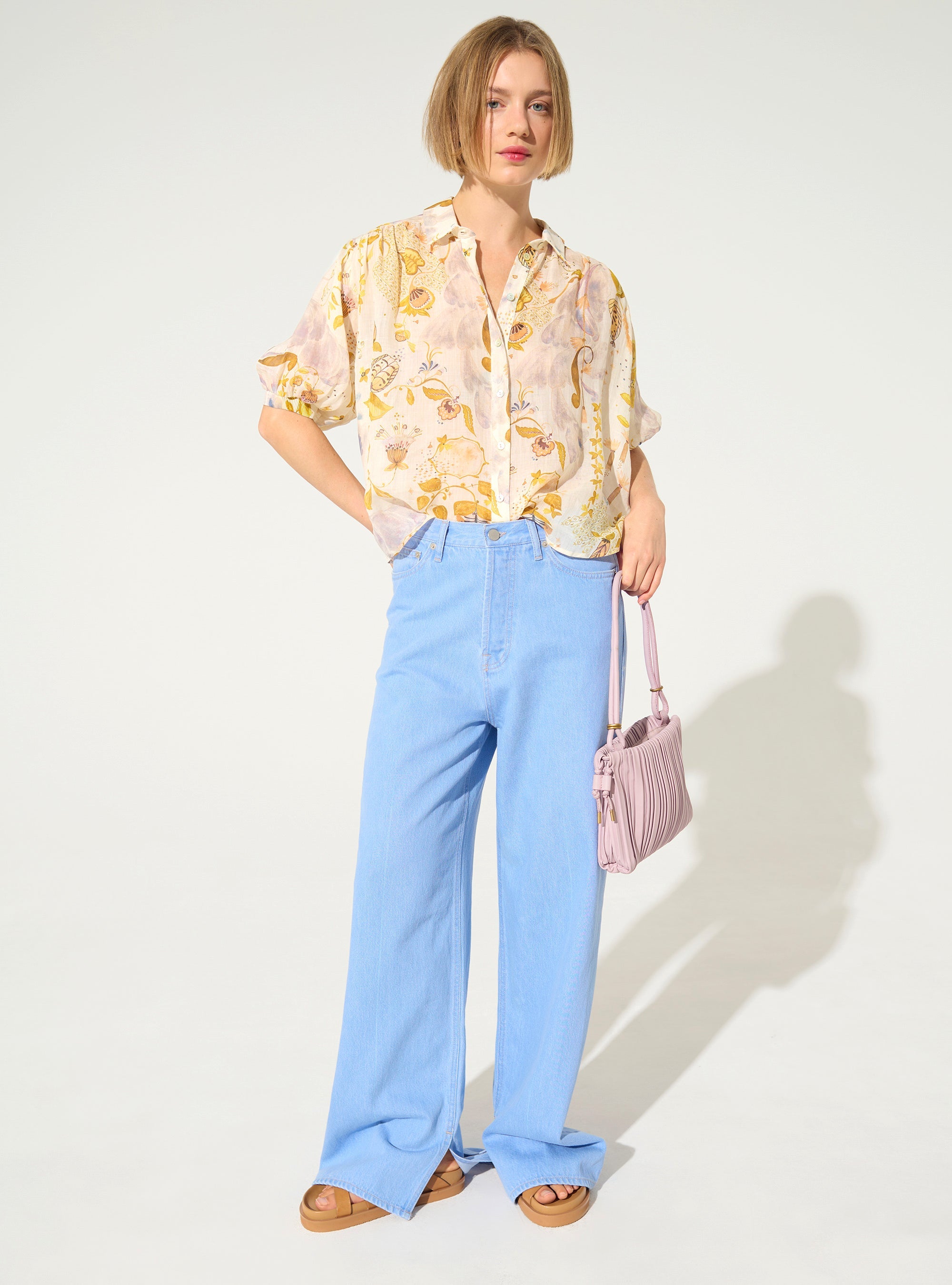 Oversized XXL pleated printed white blouse