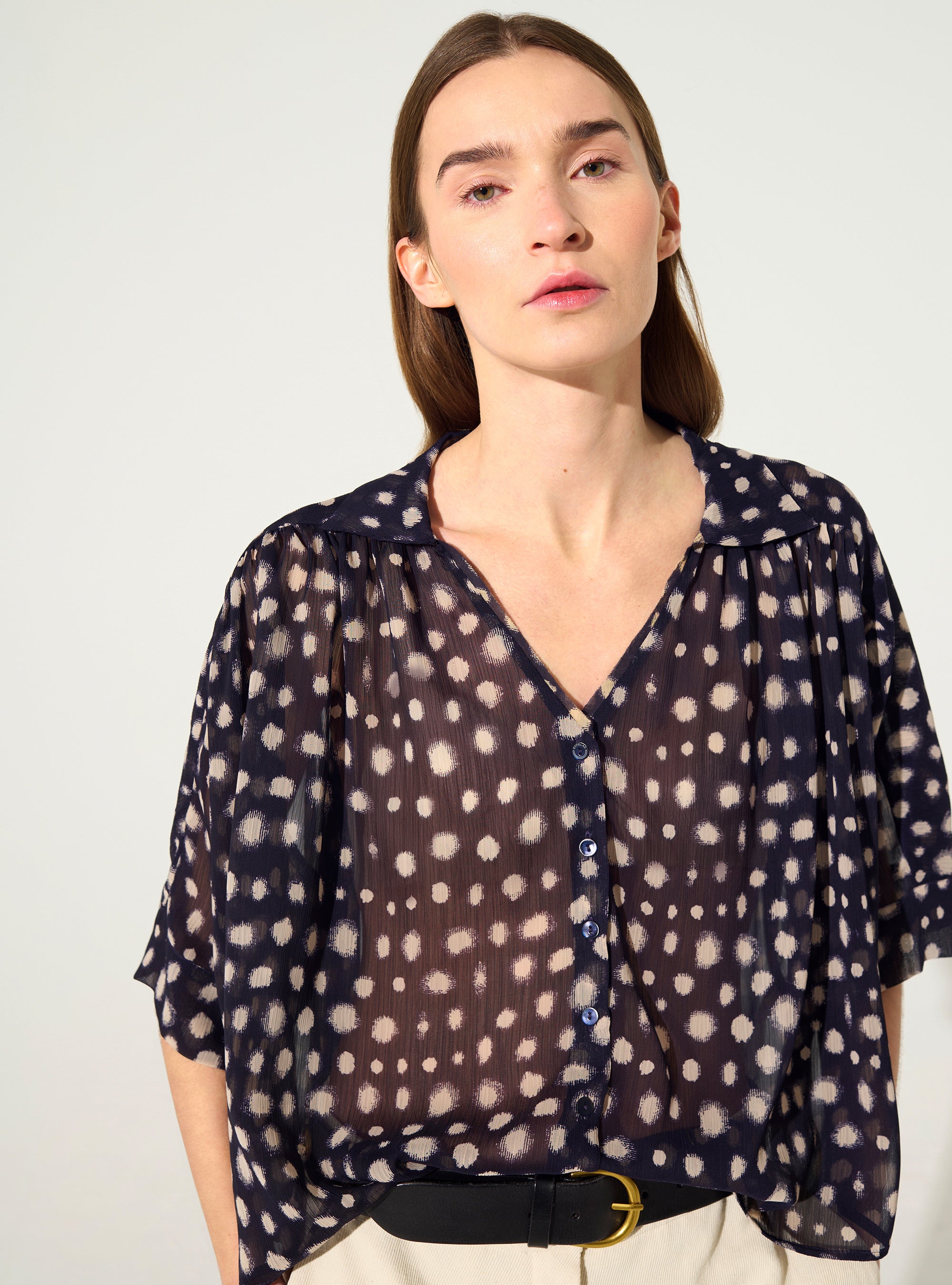 Übergroßes XXL-Hemd mit lila Hausmuster