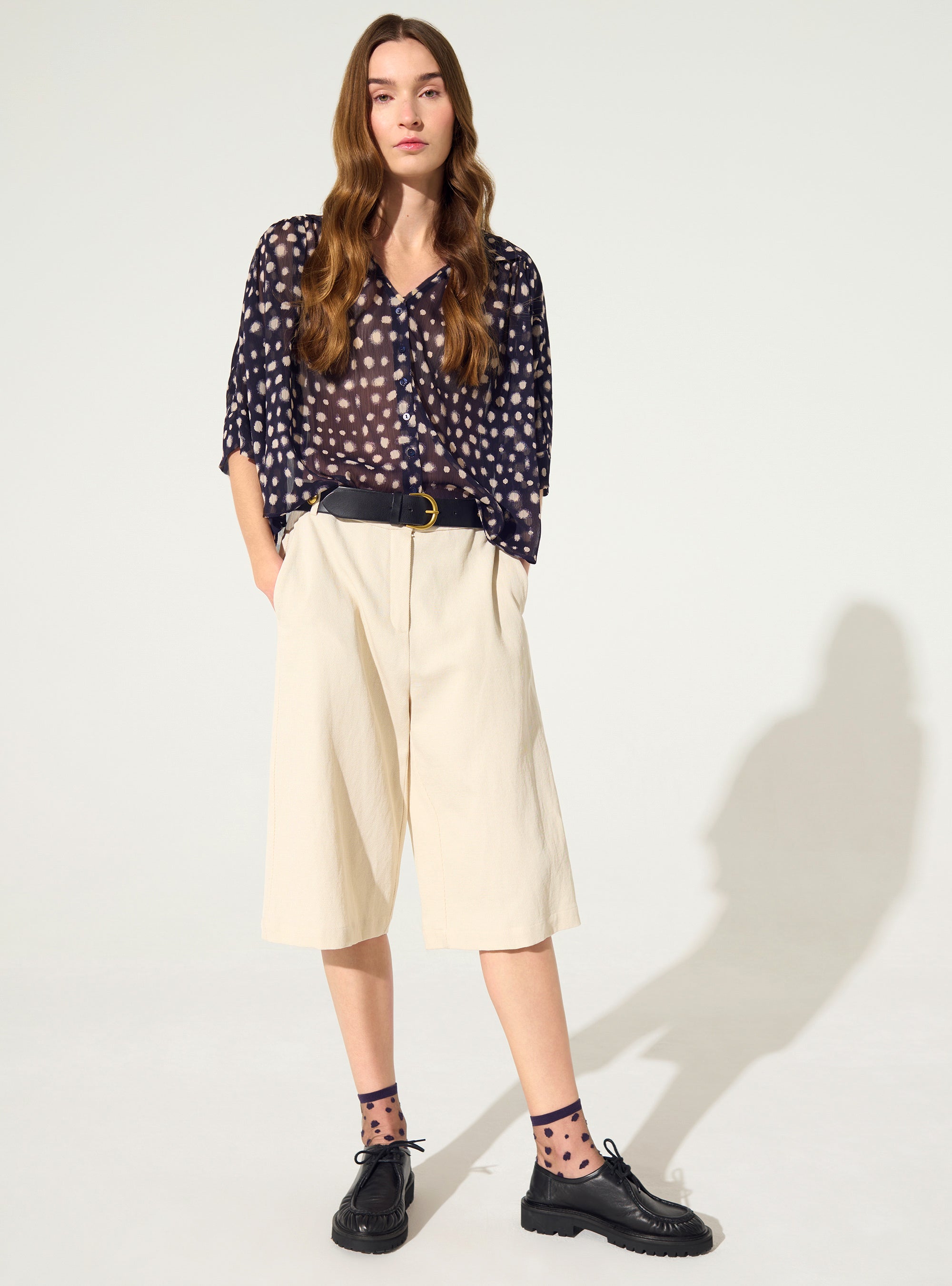 Übergroßes XXL-Hemd mit lila Hausmuster