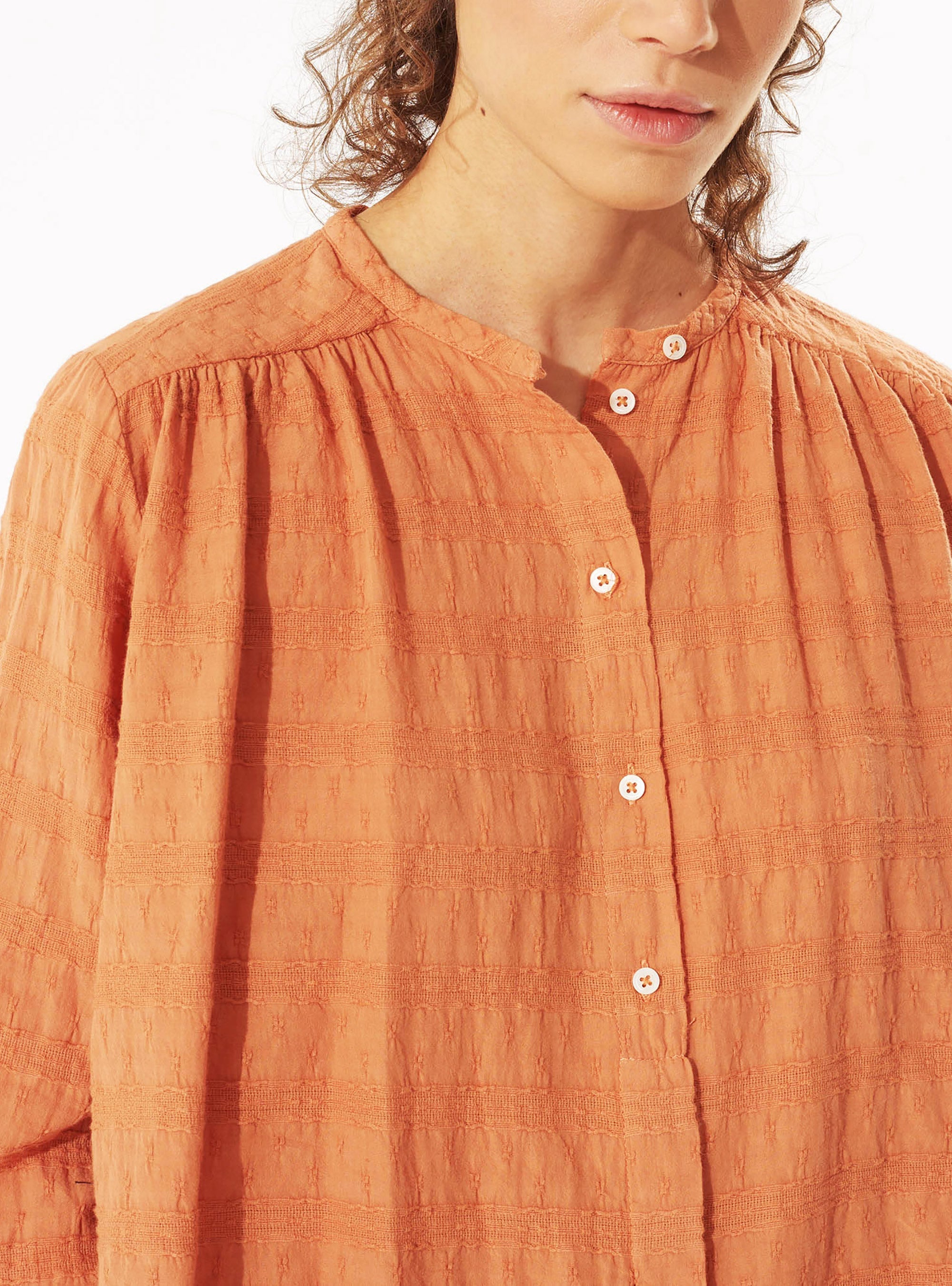 Blouse acoté