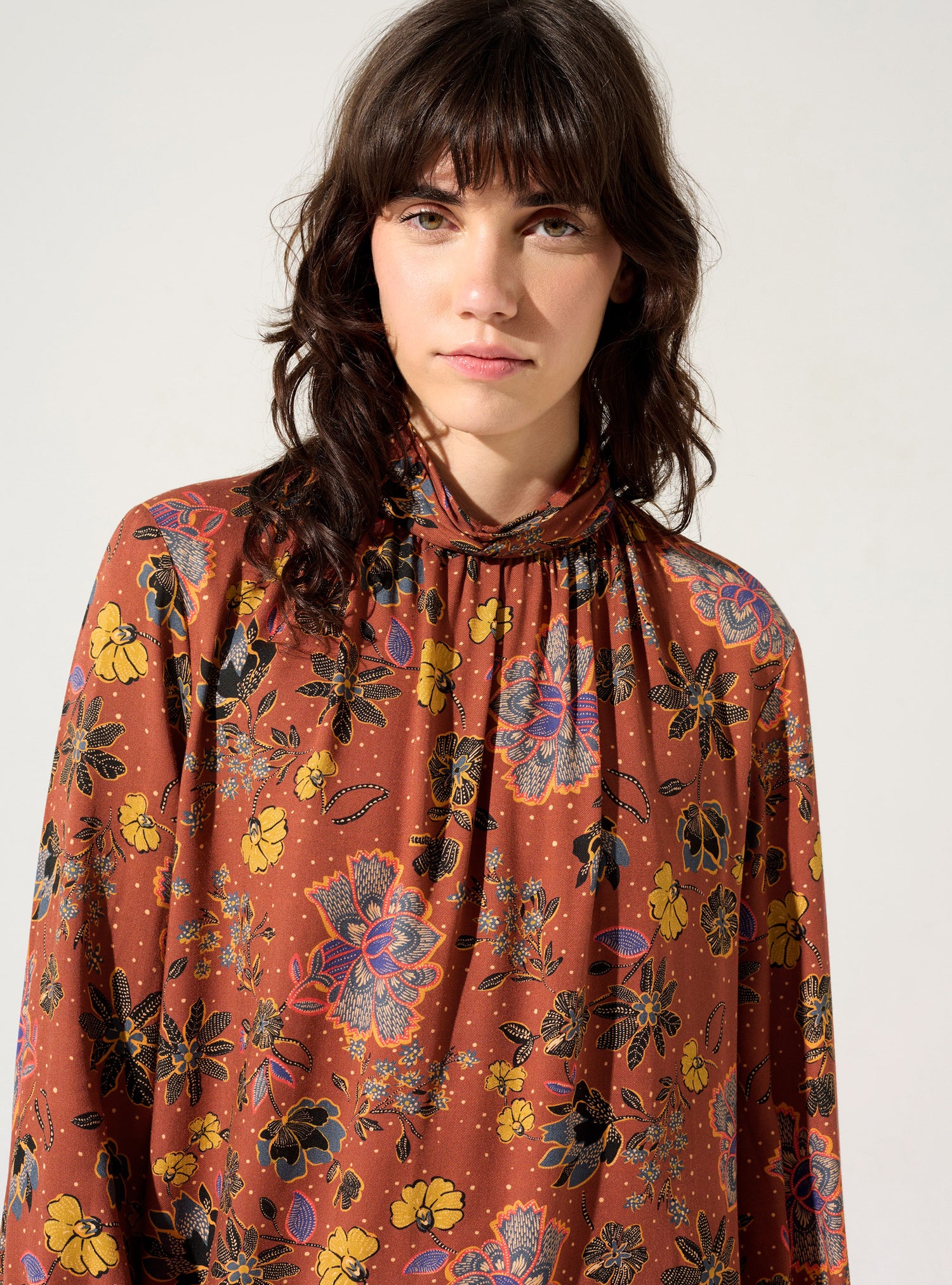 Gerades Kleid