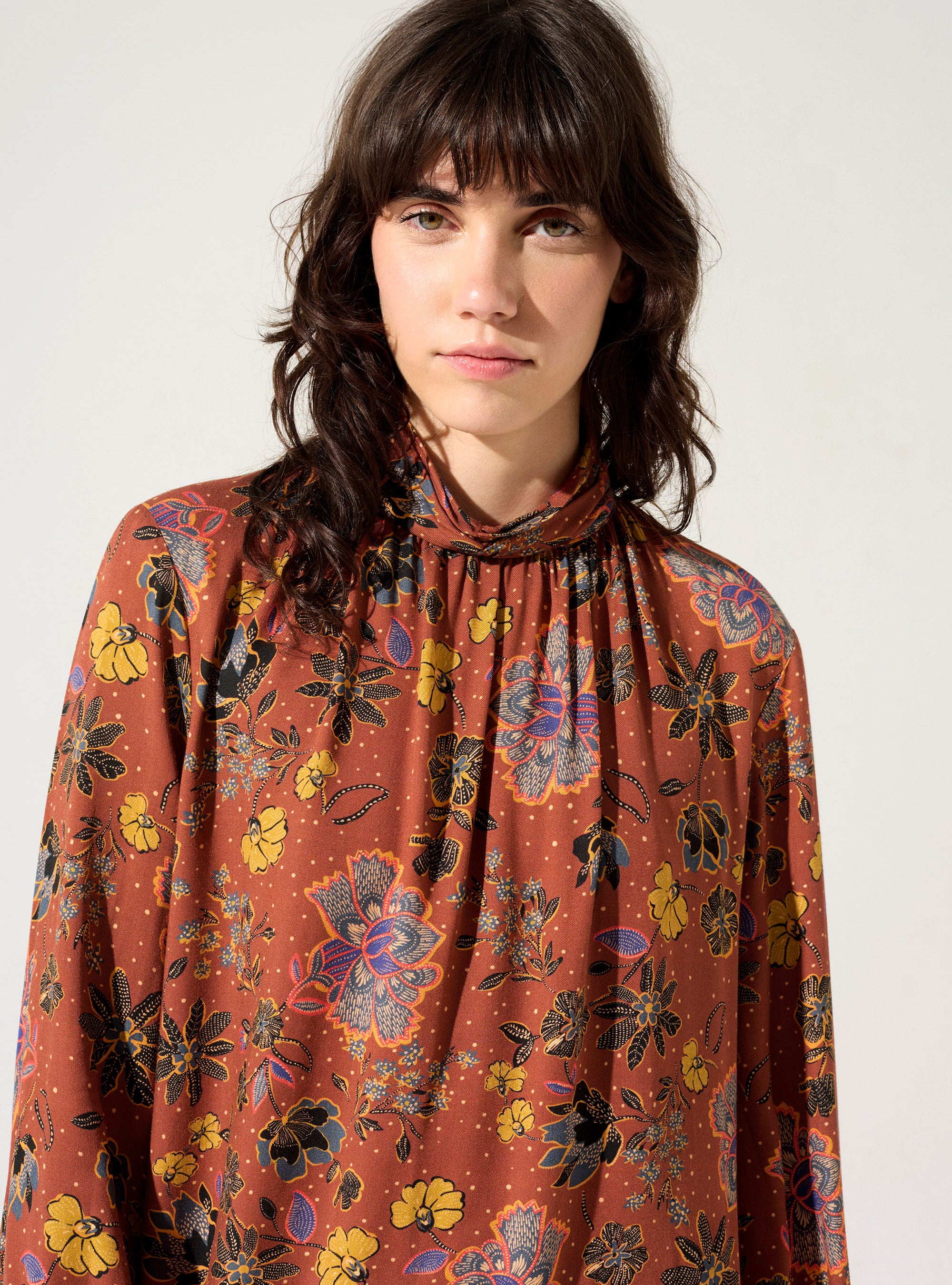 Gerades Kleid