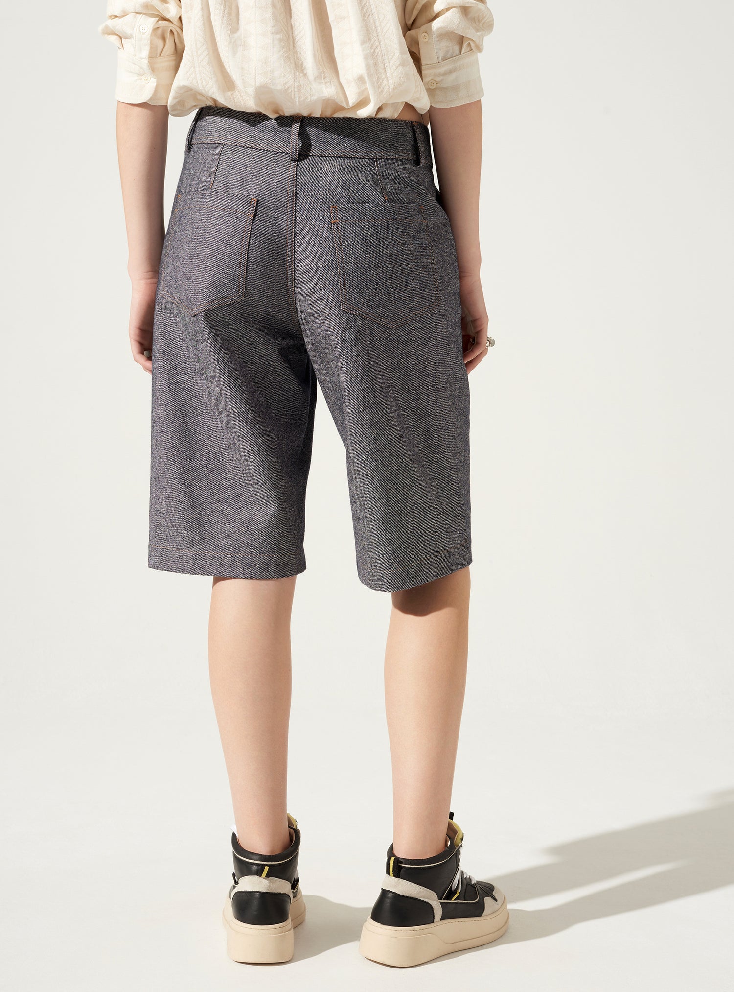 Gerade geschnittene Bermudashorts