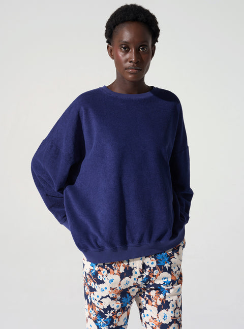 Loose sweatshirt