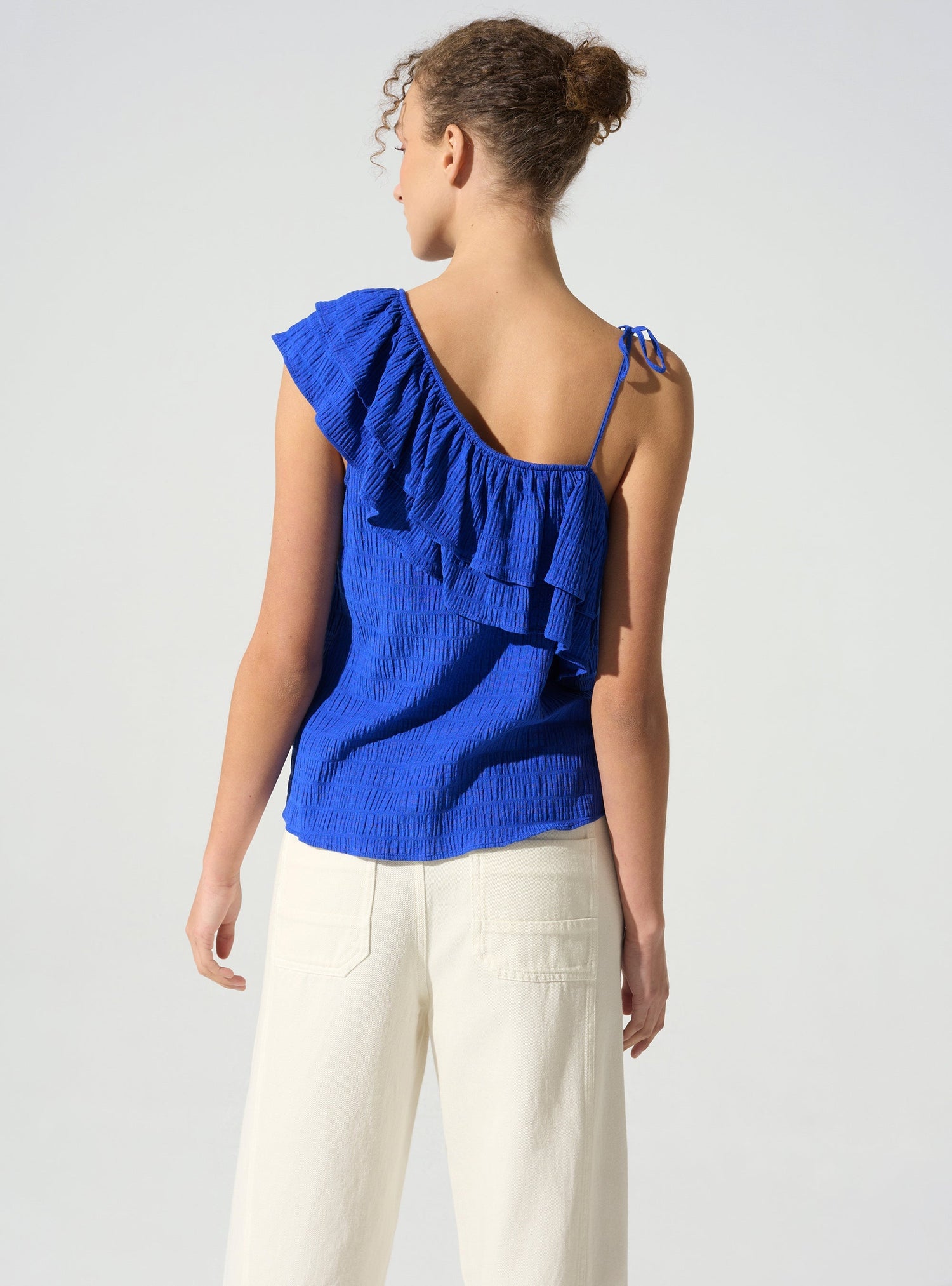 Top asymétrique acoté 