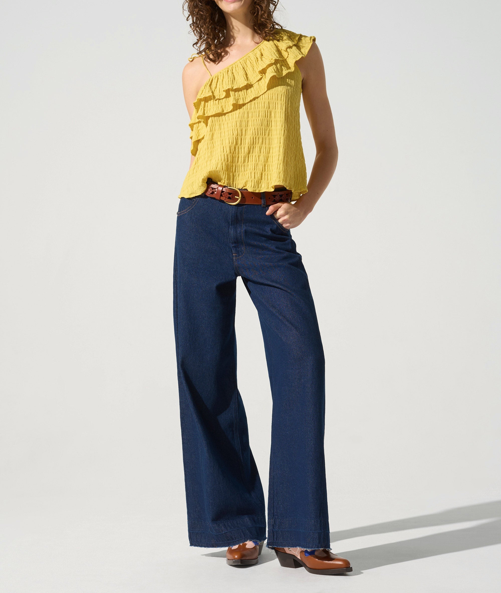 Top asymétrique acoté 