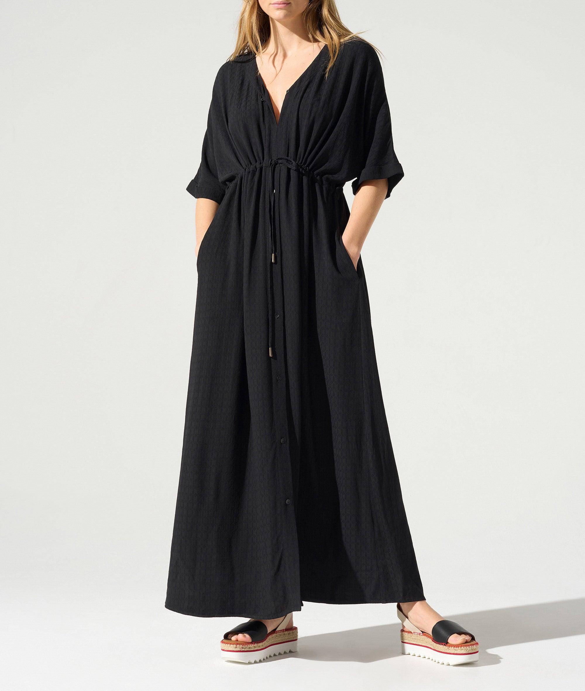 Robe longue et ample acoté 