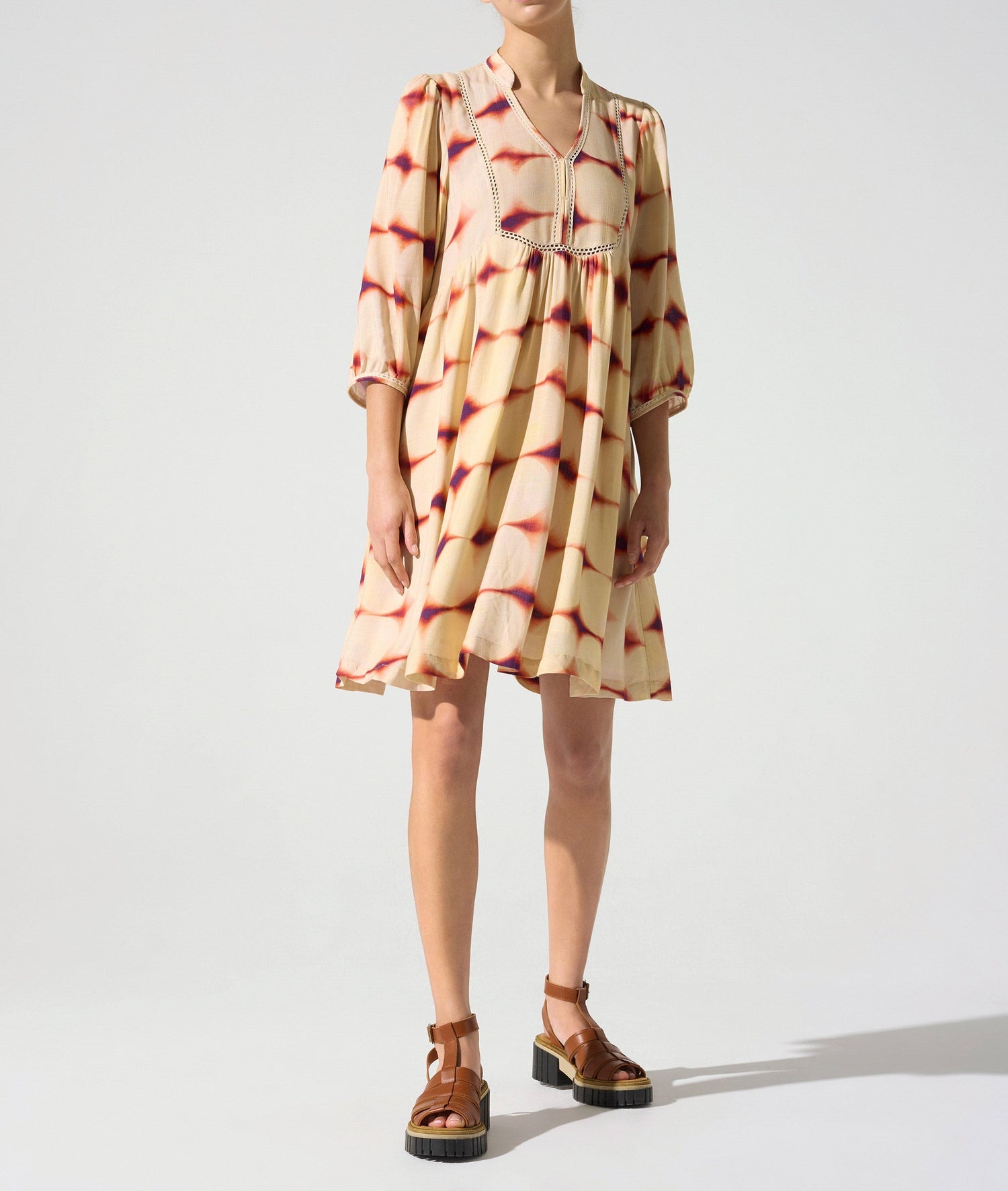 Robe courte bohème acoté 