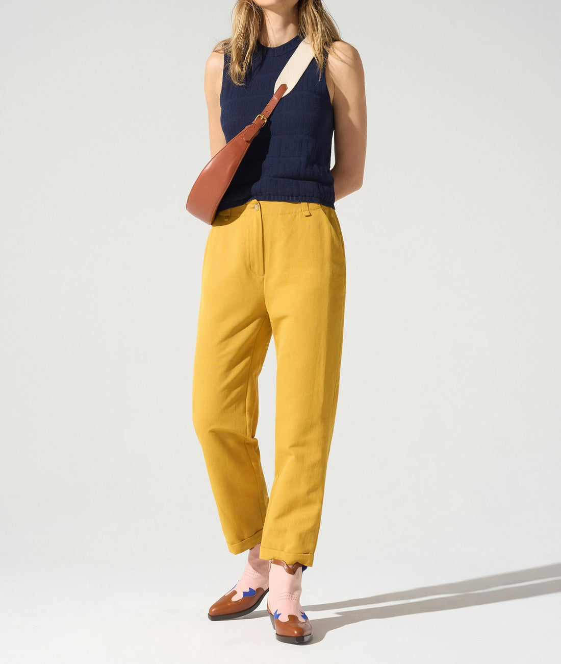 Pantalon carotte acoté 