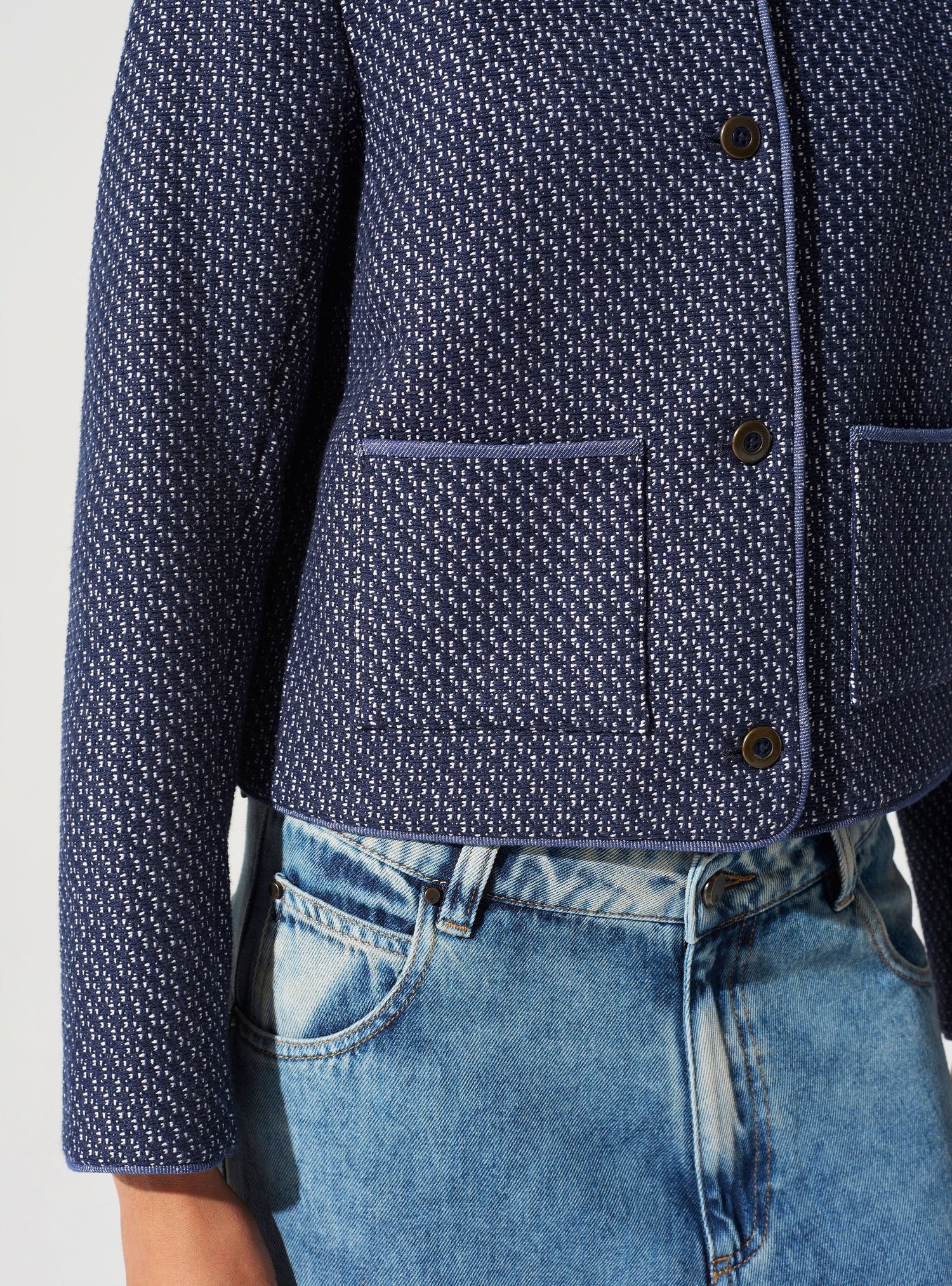 La petite veste chic acoté 