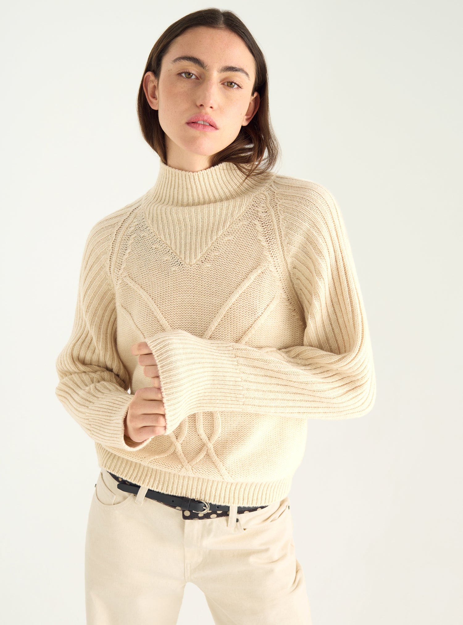 Zopfmusterpullover aus italienischer Wolle