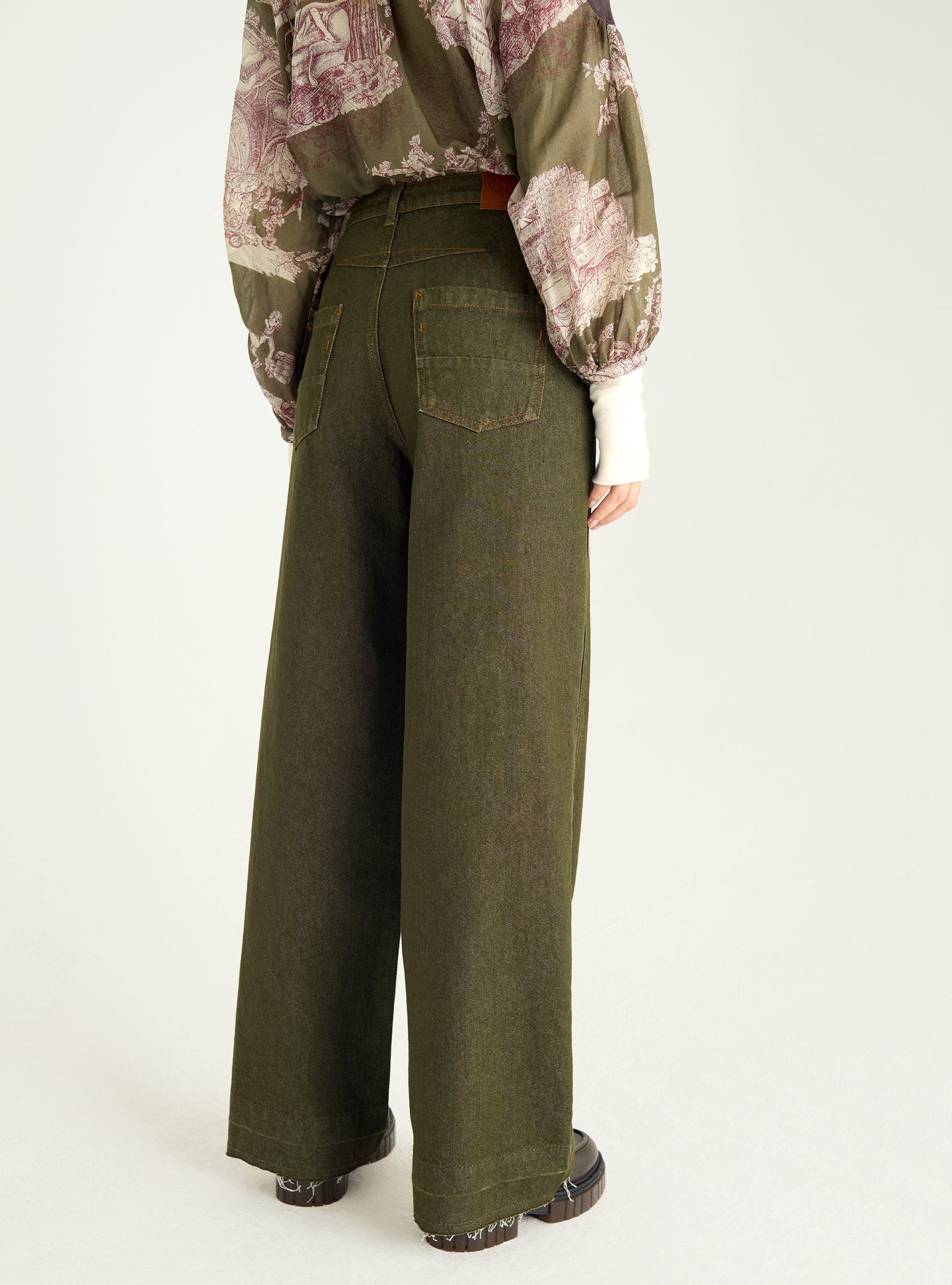 Jean large taille haute acoté 