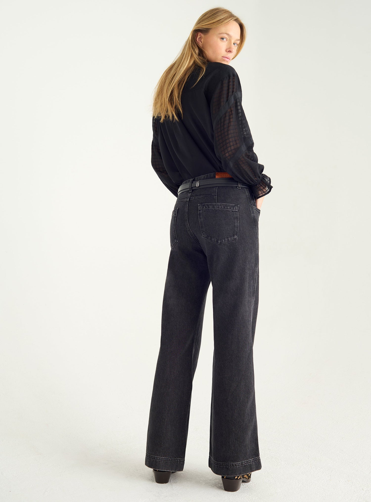 Jean bootcut taille haute acoté 