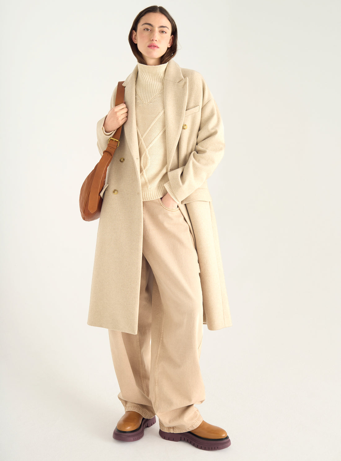 Manteau long croisé en drap de laine recyclée