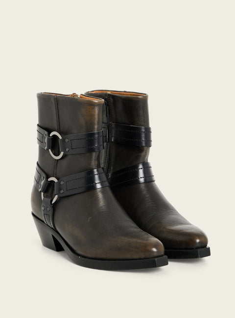 Stiefeletten aus patiniertem Leder