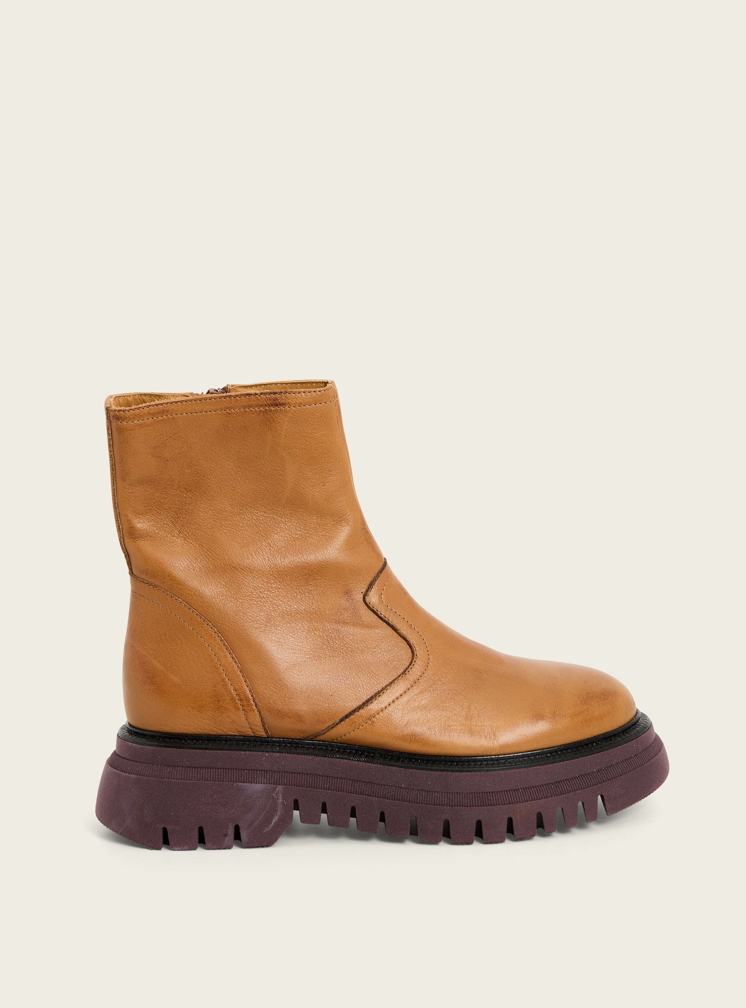 Bottines en cuir tan acoté 