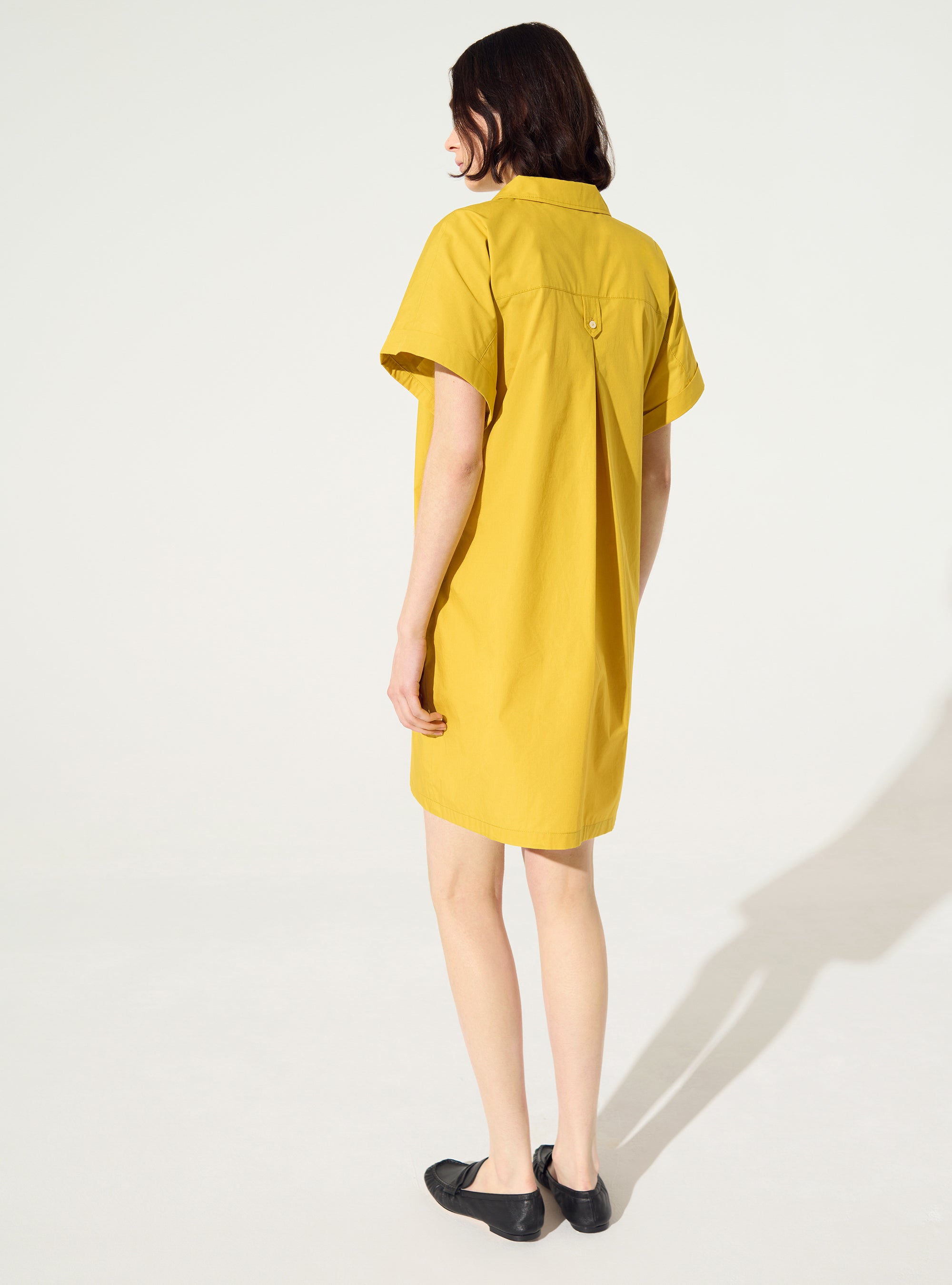Robe oversize en coton biologique jaune acoté 