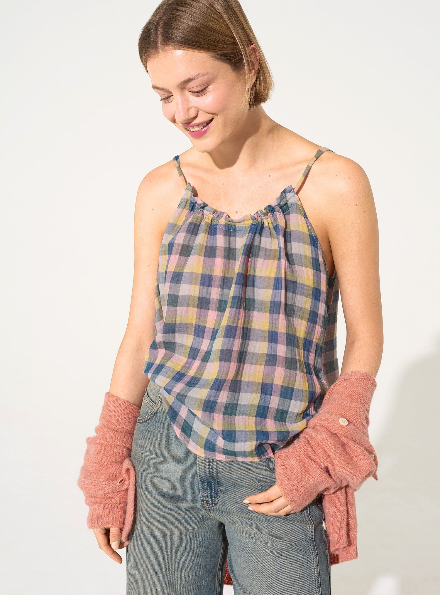 Loose-fitting blue cotton tank top