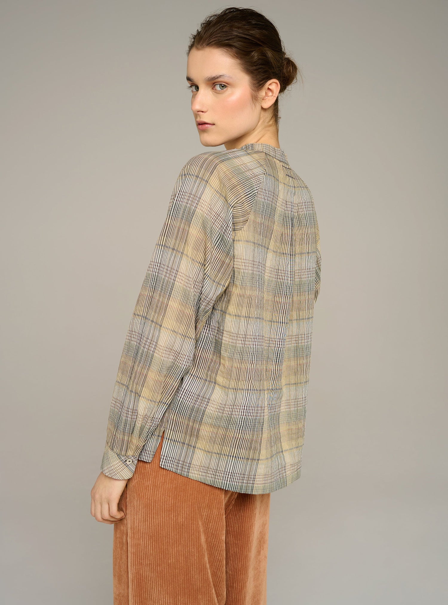 Cotélac acoté chemise manches longues col officier motif carreaux