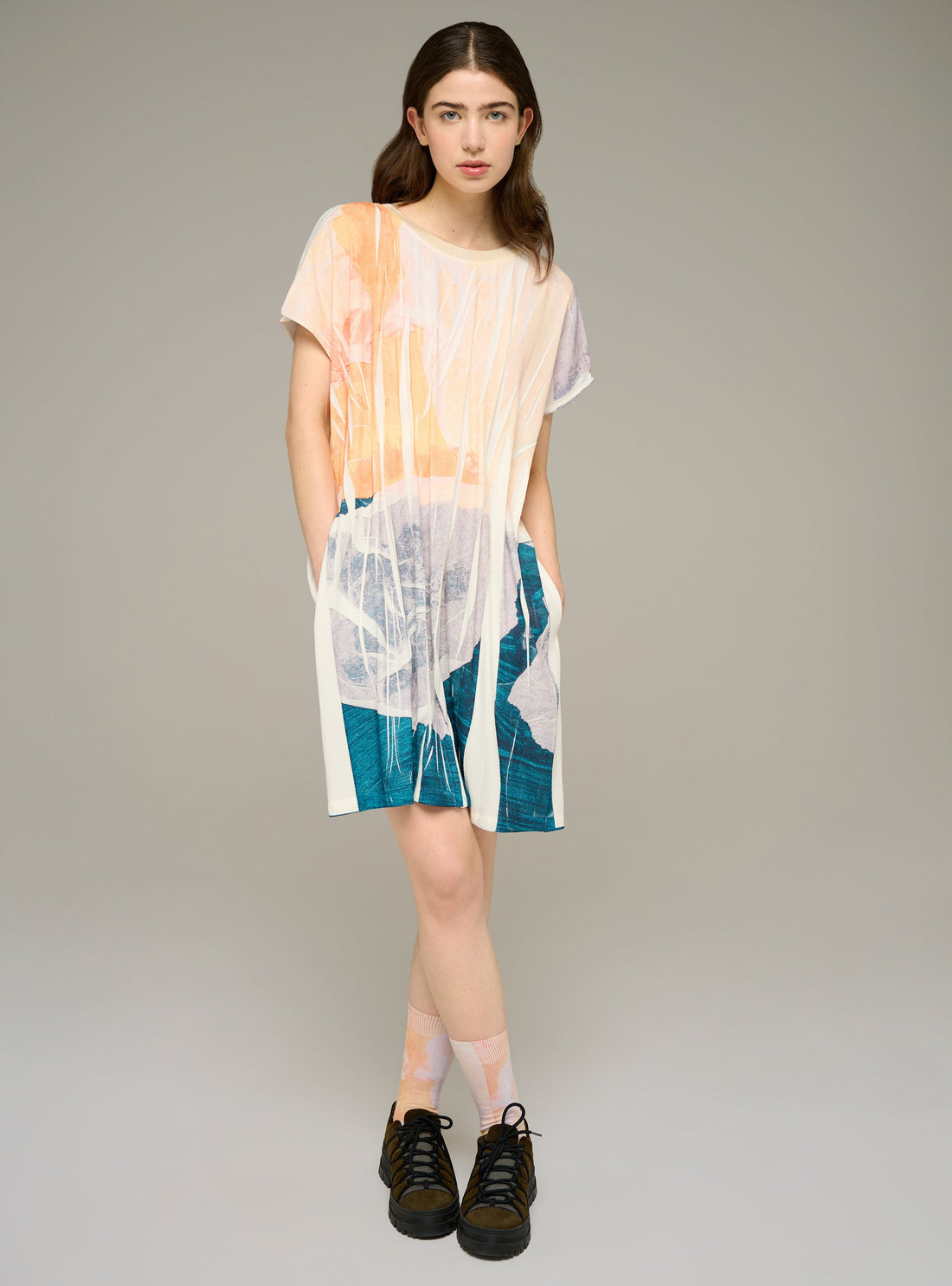 Robe courte cintrée imprimée acoté 