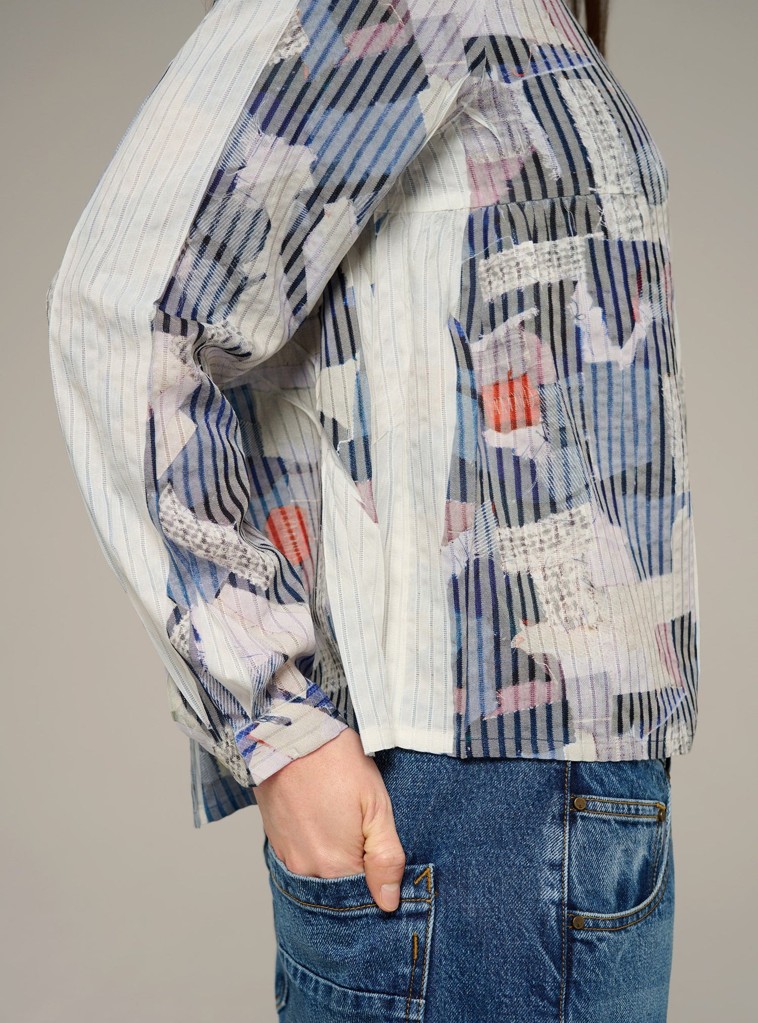 Blouse col rond ajustée manches longues imprimée acoté 