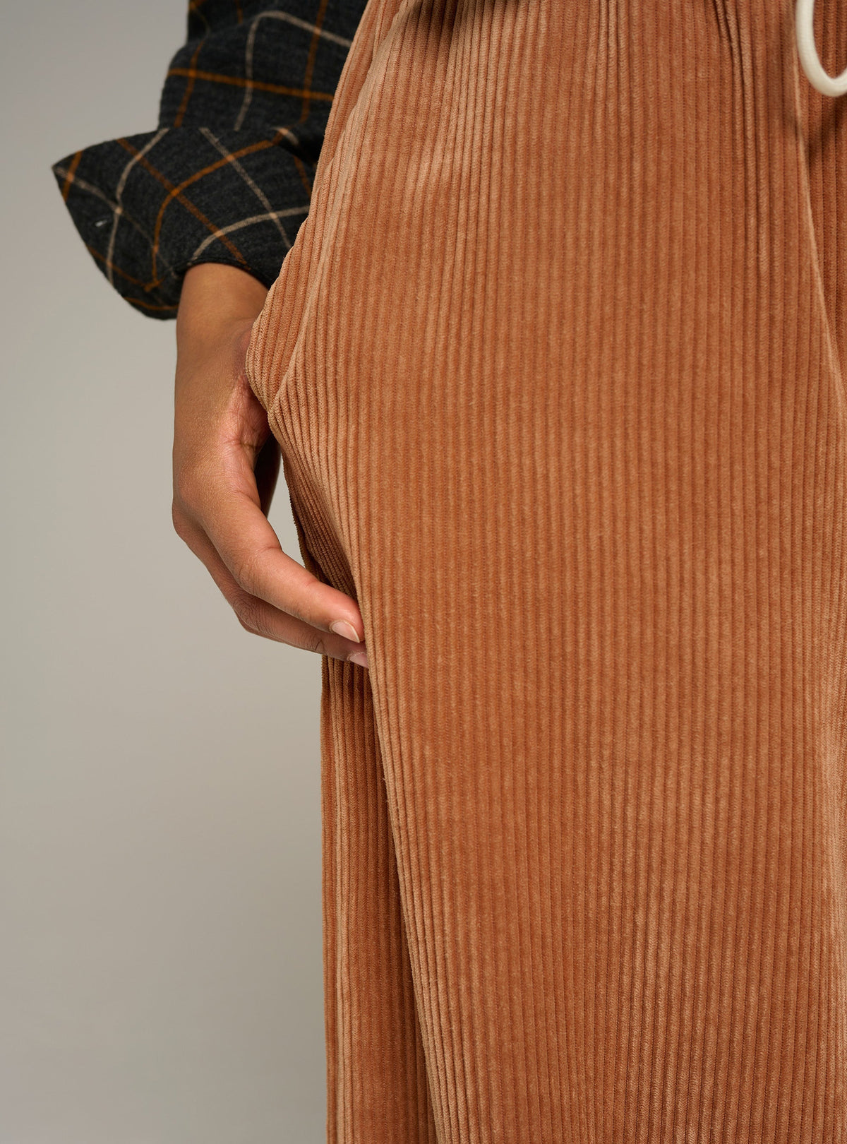 Cotélac acoté pantalon large taille haute en velours grosses côtes