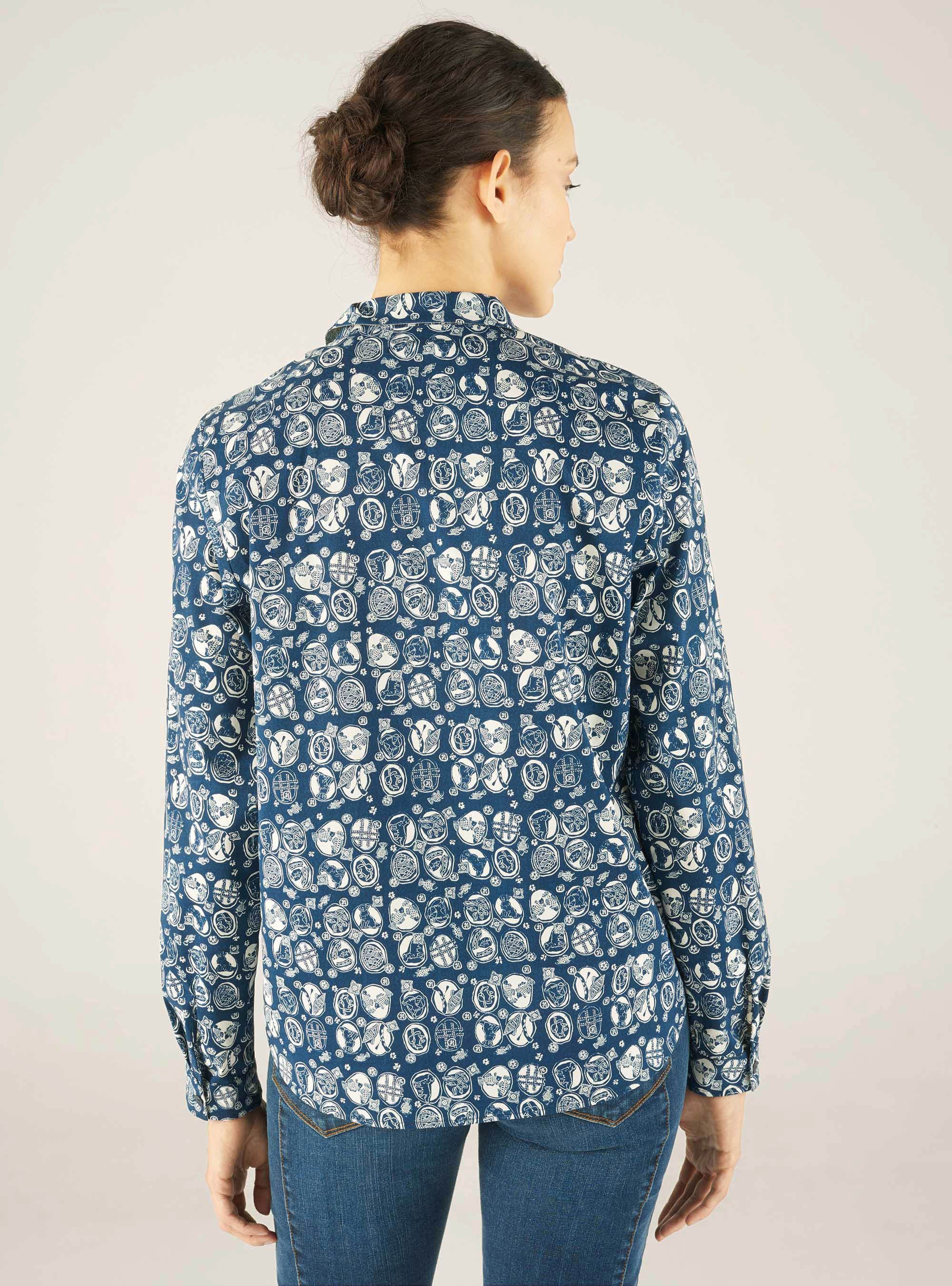 Chemise