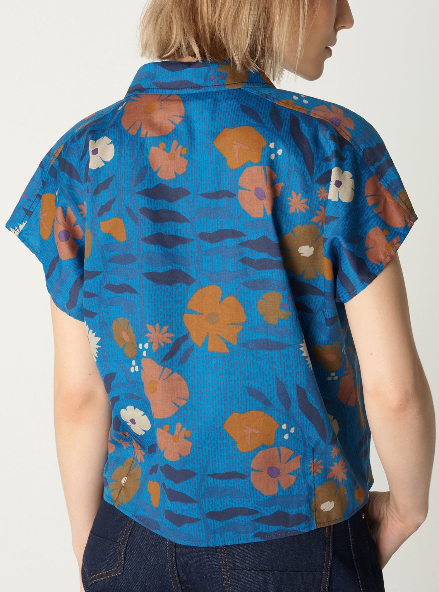 Blumenshirt