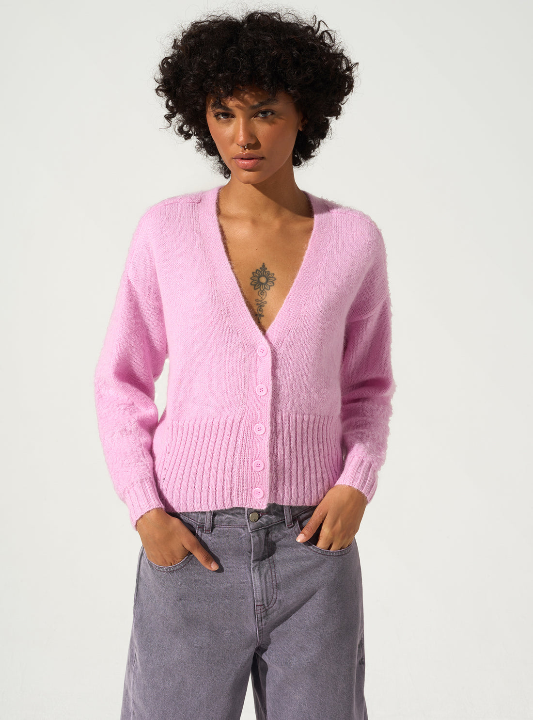 Strickjacke mit Knöpfen