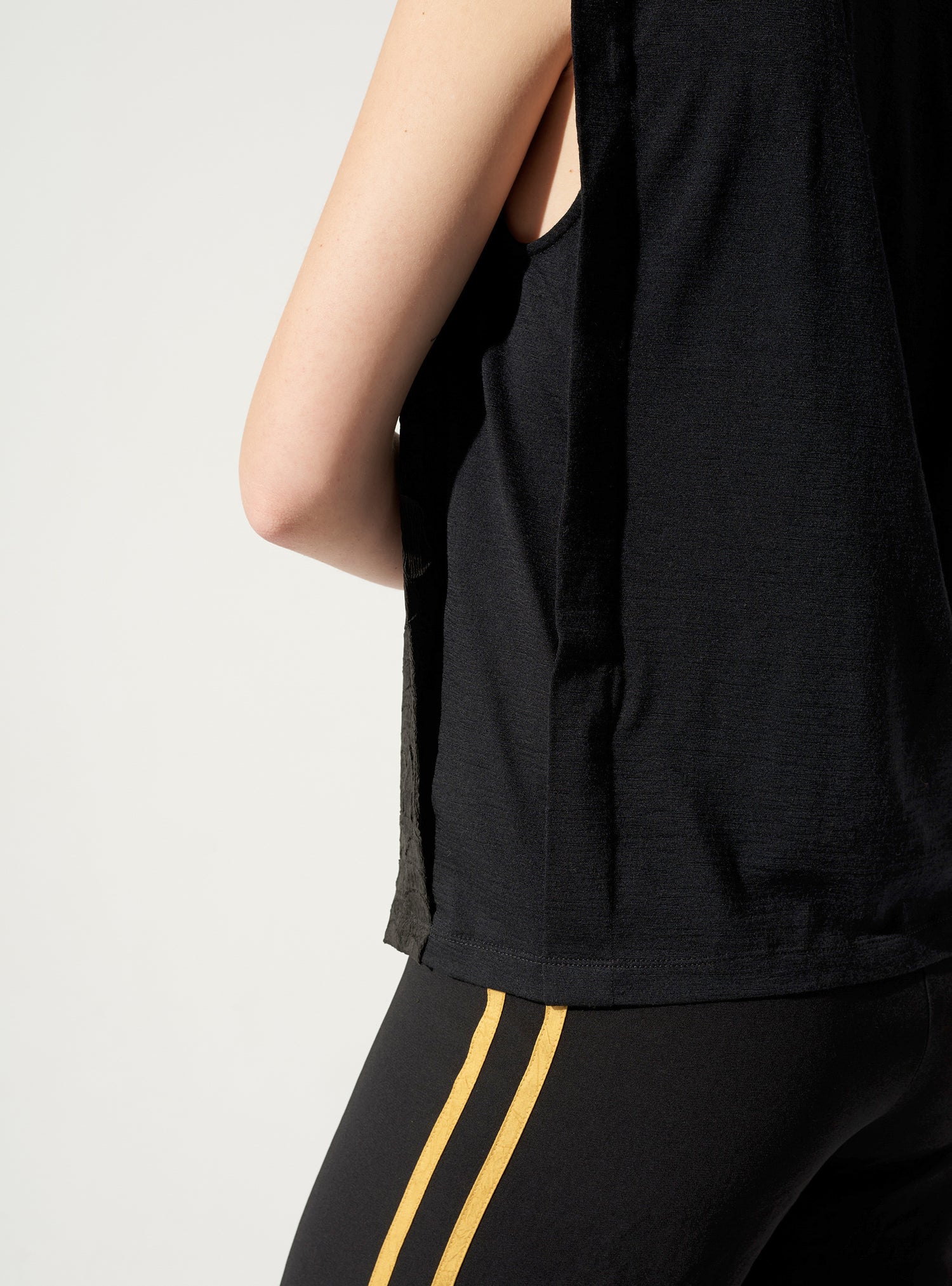 Tanktop aus Bi-Material
