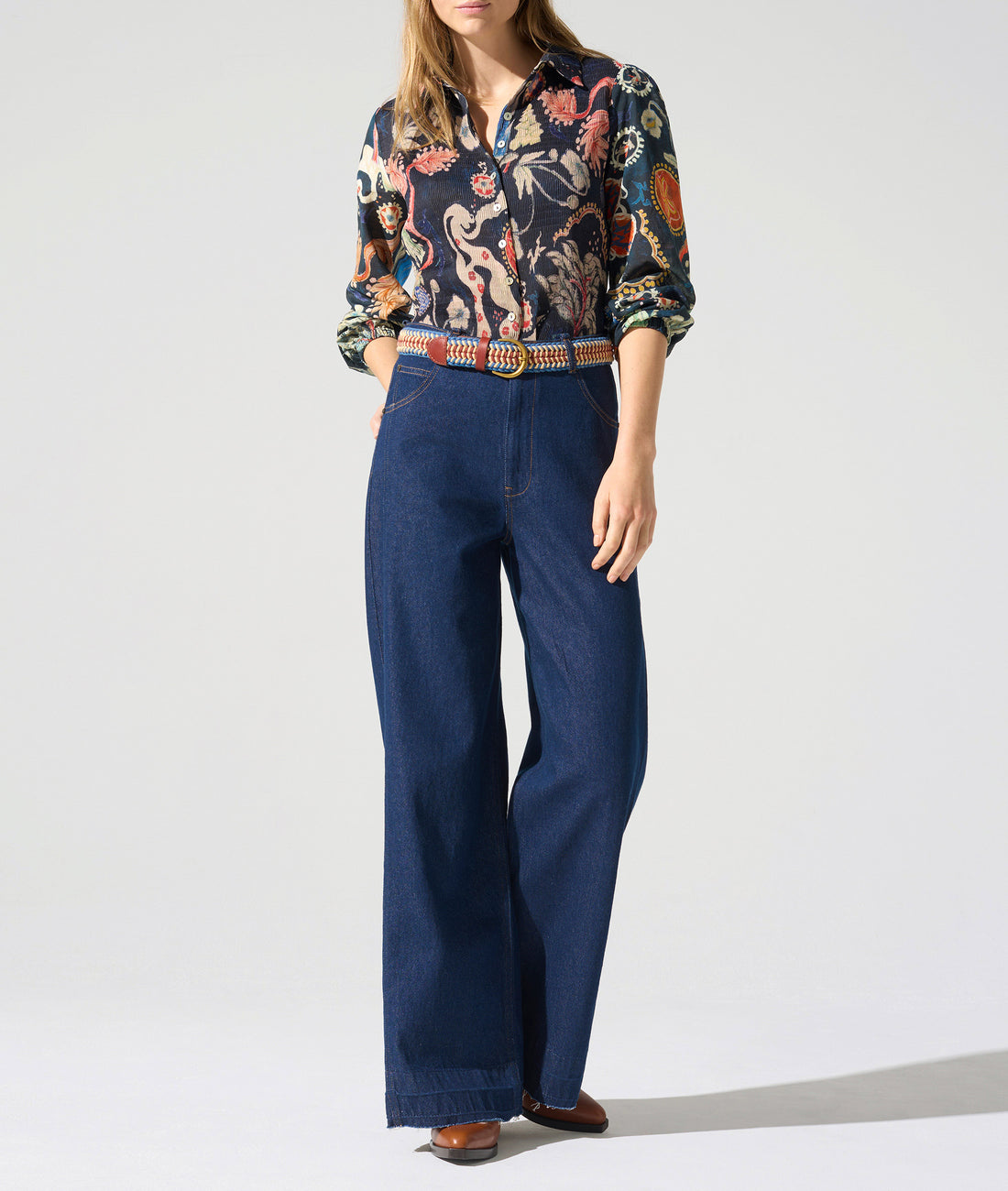 Long puffed sleeve shirt