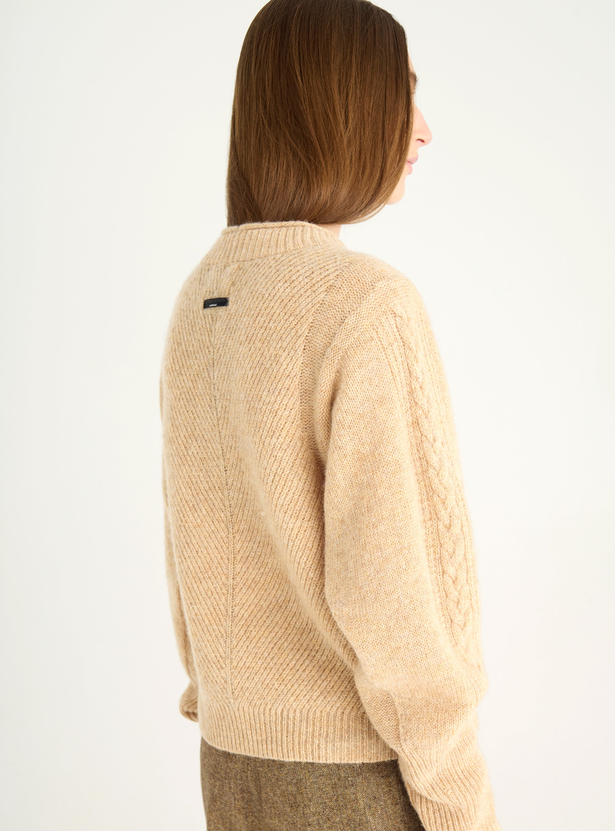Jacquard wool sweater with worked sleeves – Straight cut