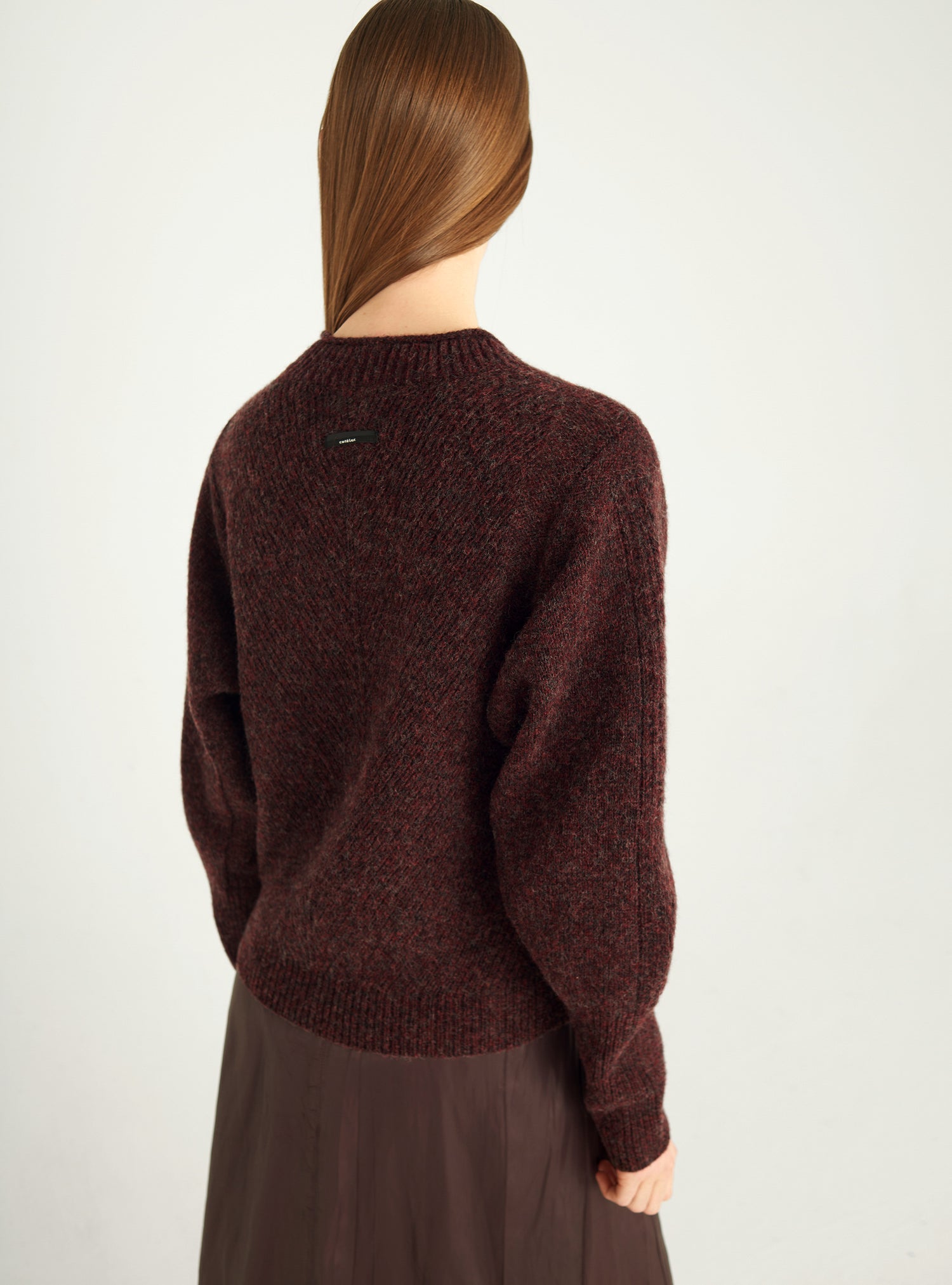 Pull en laine jacquard à manches travaillées – Volume droit