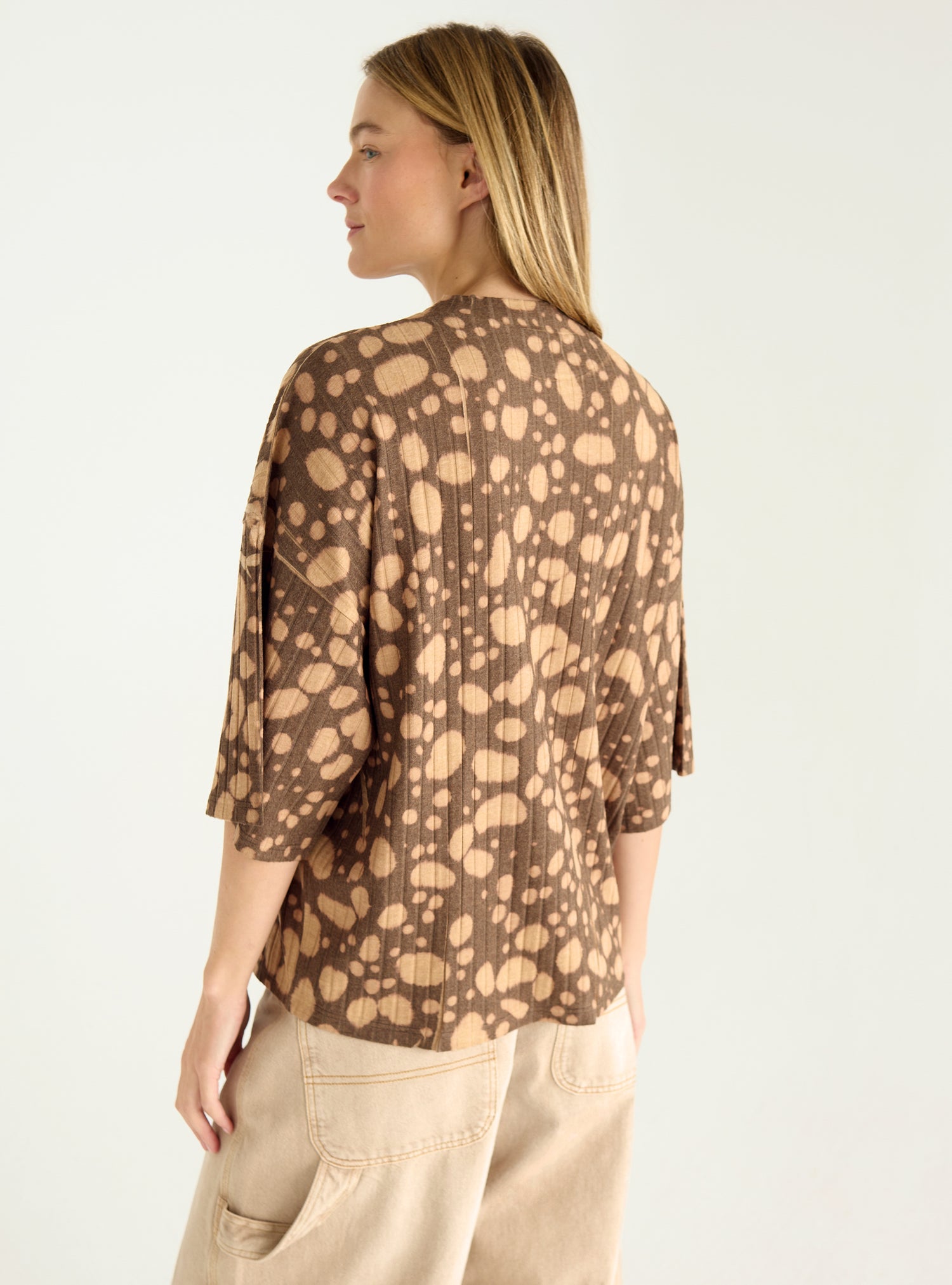 T-Shirt aus plissiertem Netzstoff