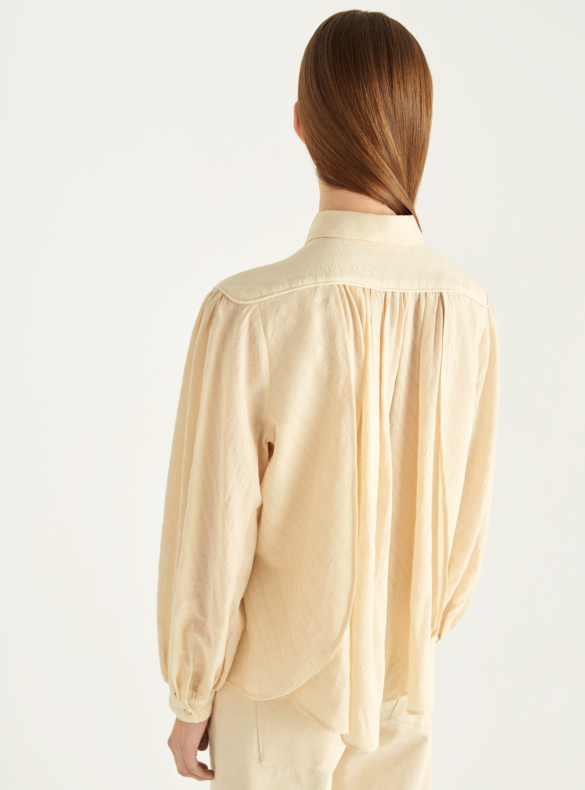 Blouse romantique en laine et soie