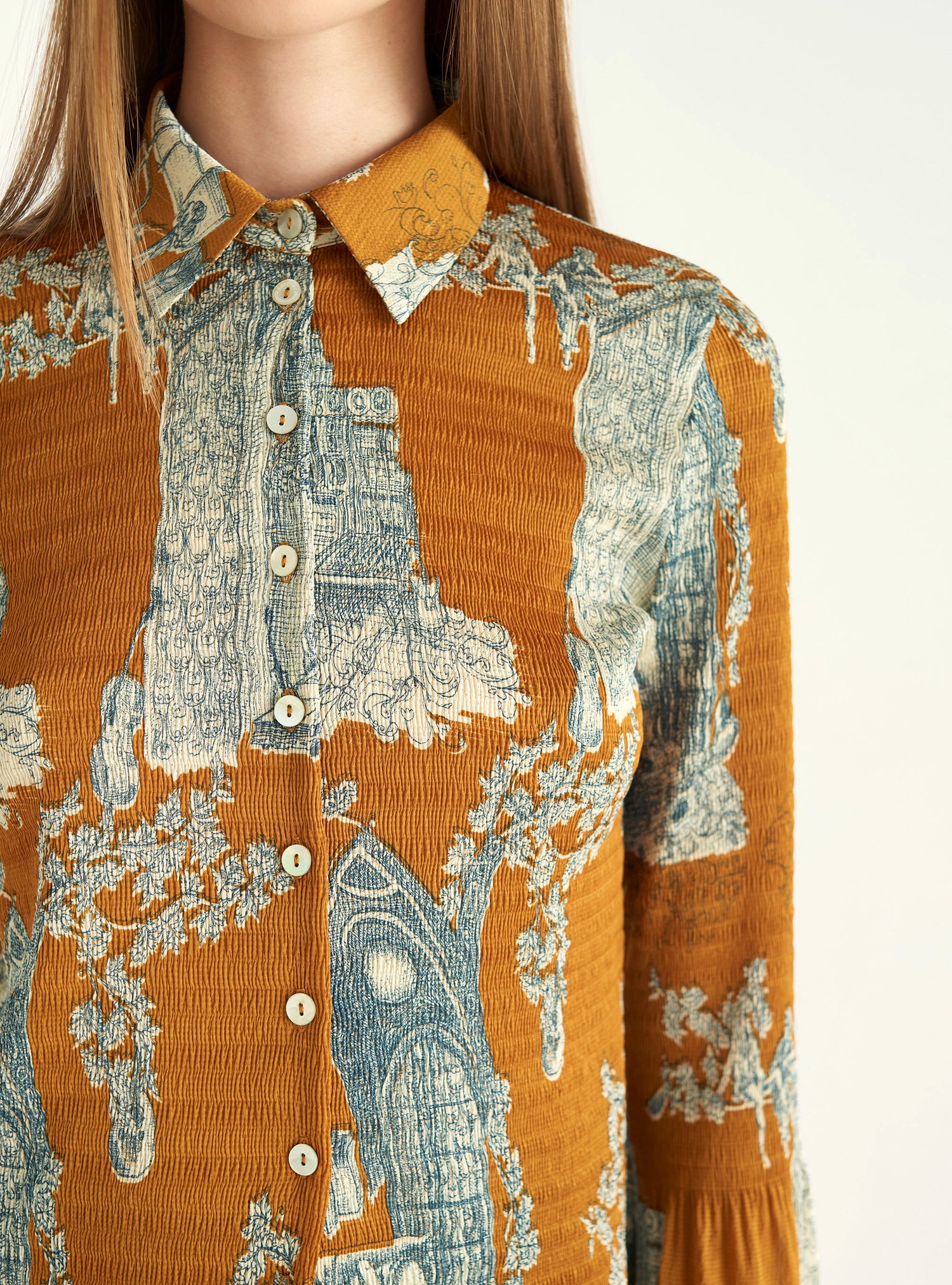 Chemise ajustée bouillonné