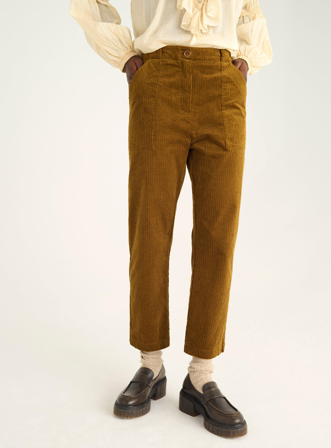 Karottenhose aus Cord